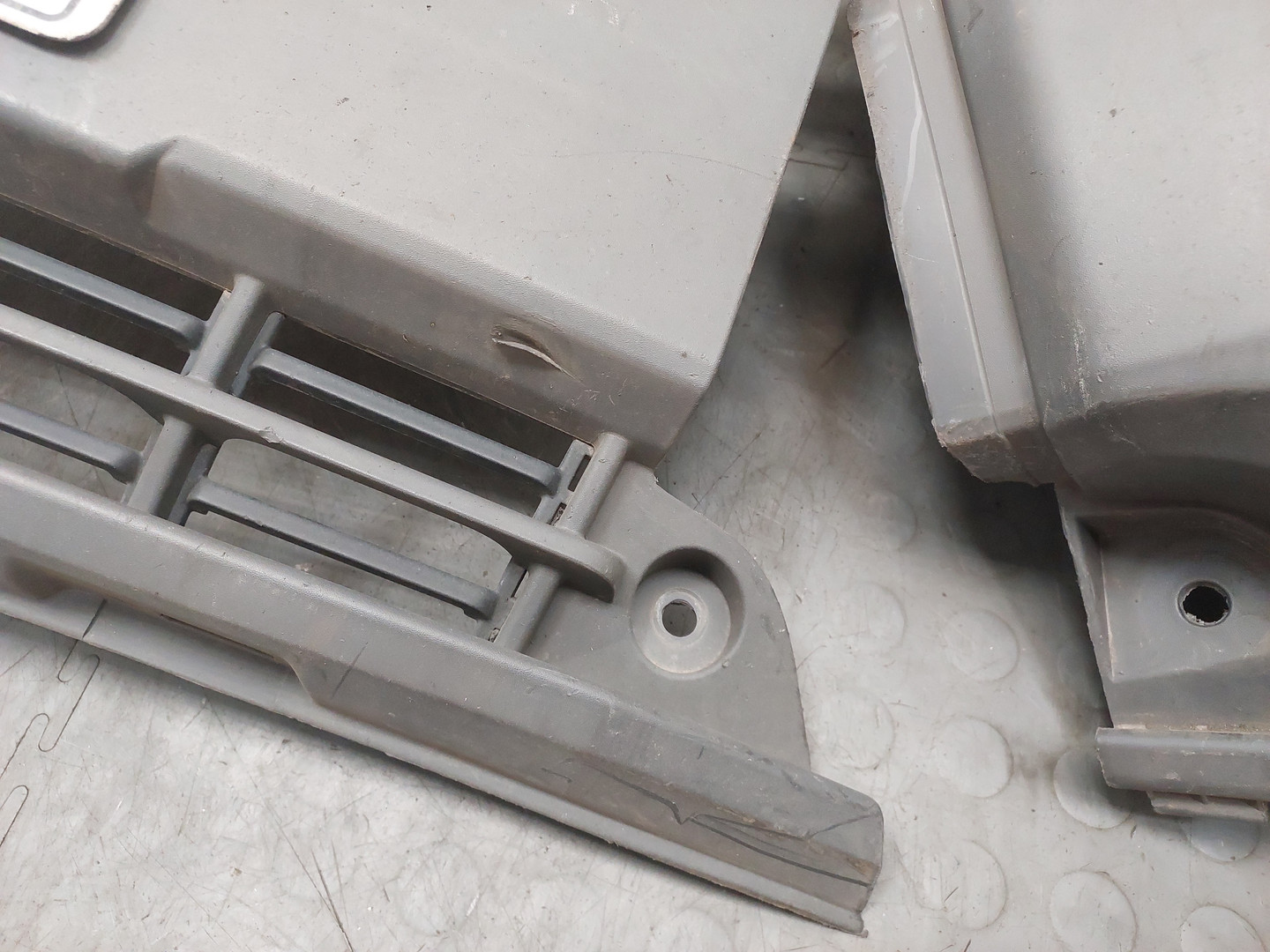 Бампер передний