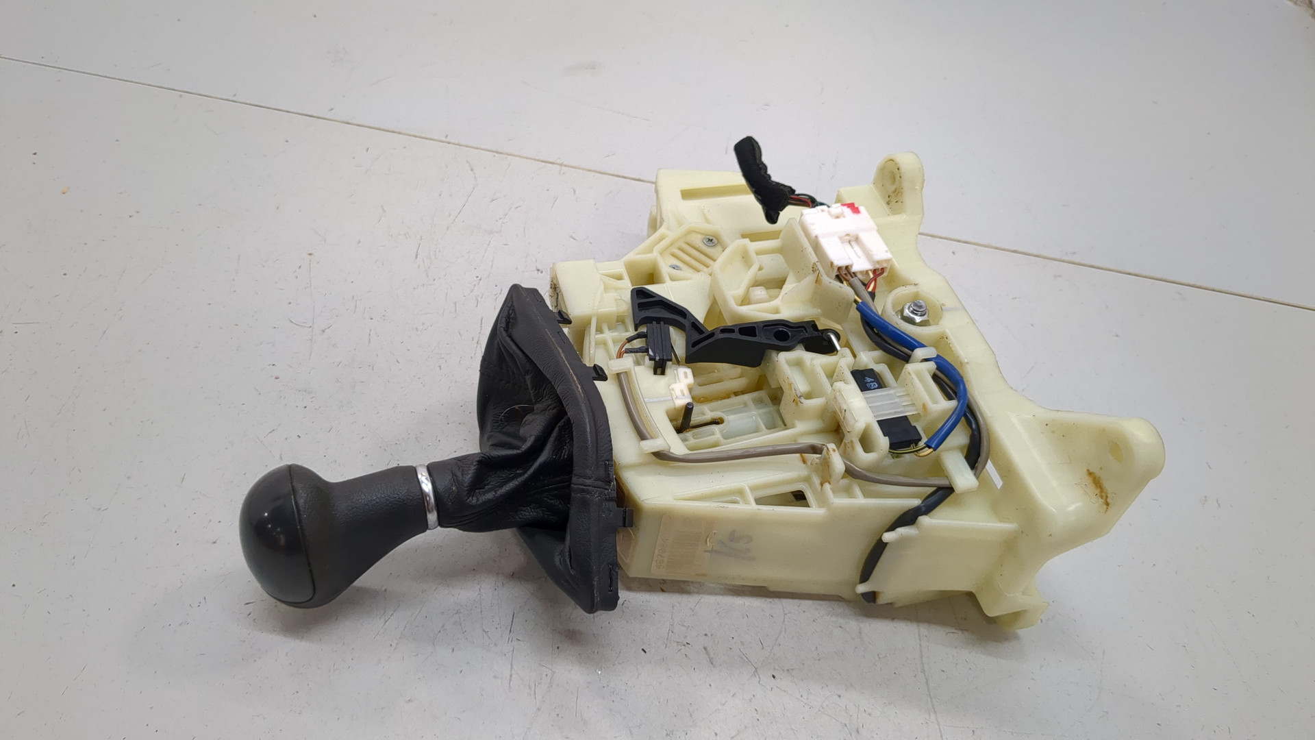 Кулиса МКПП / АКПП