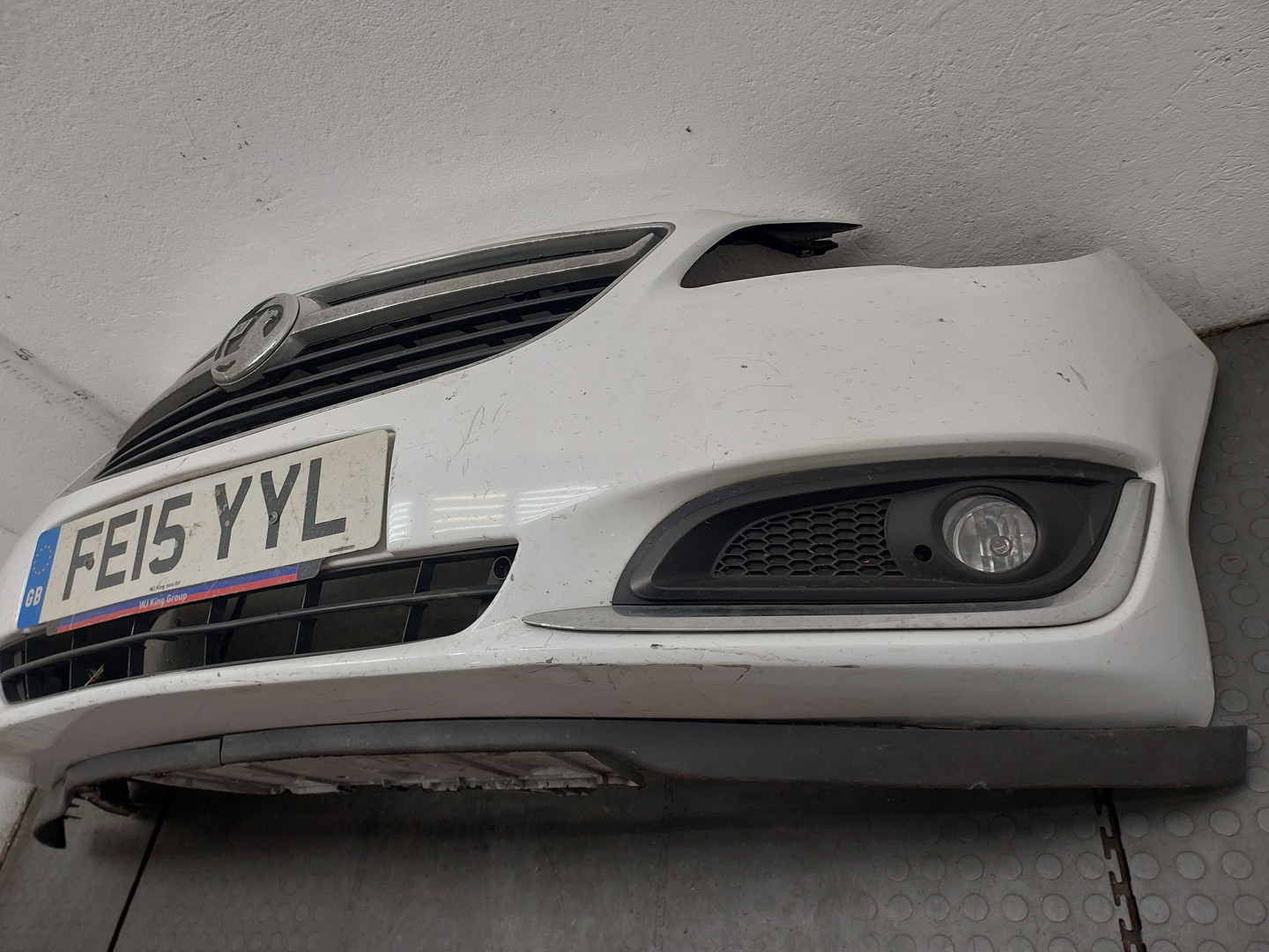 Бампер передний