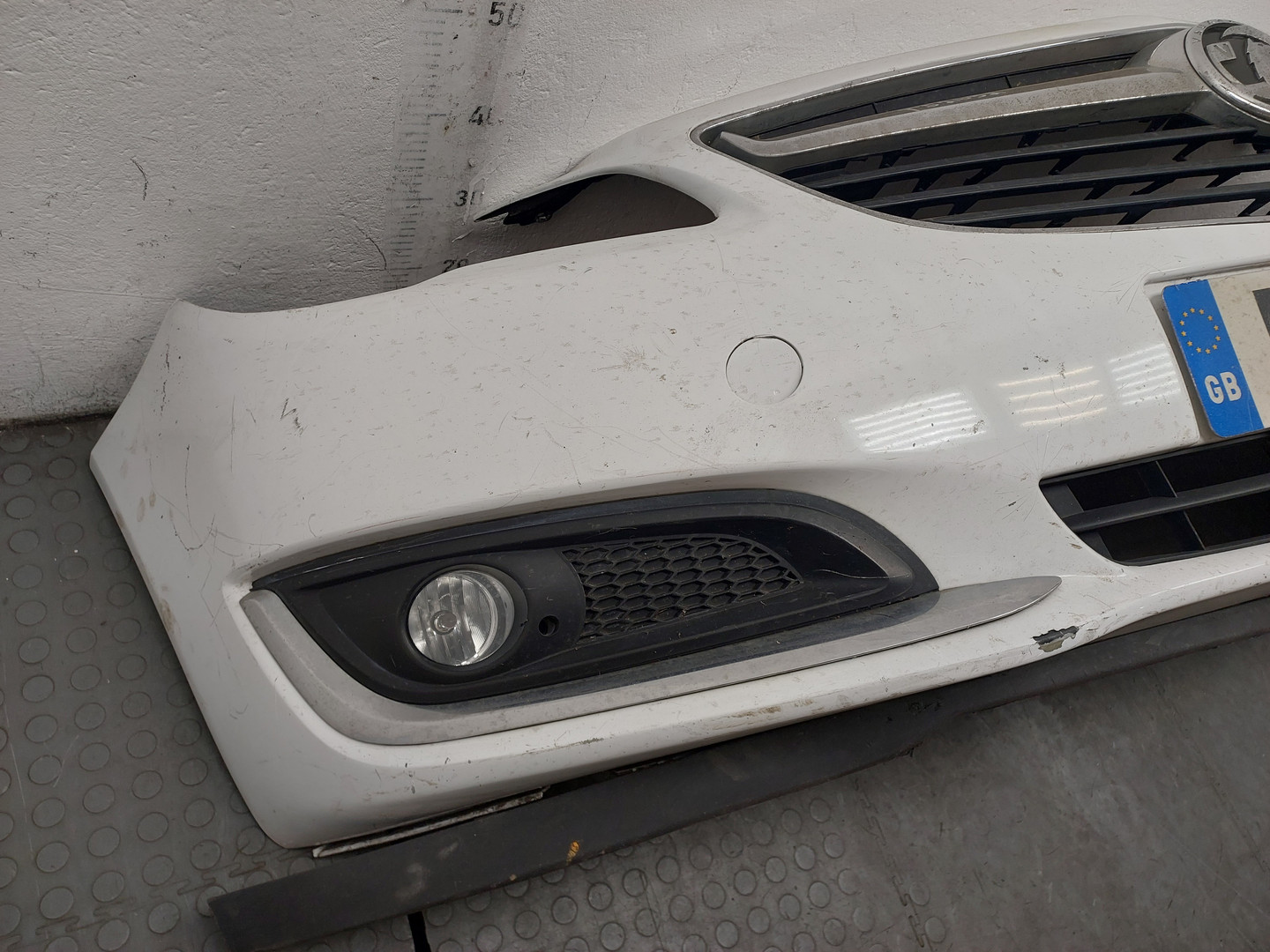 Бампер передний