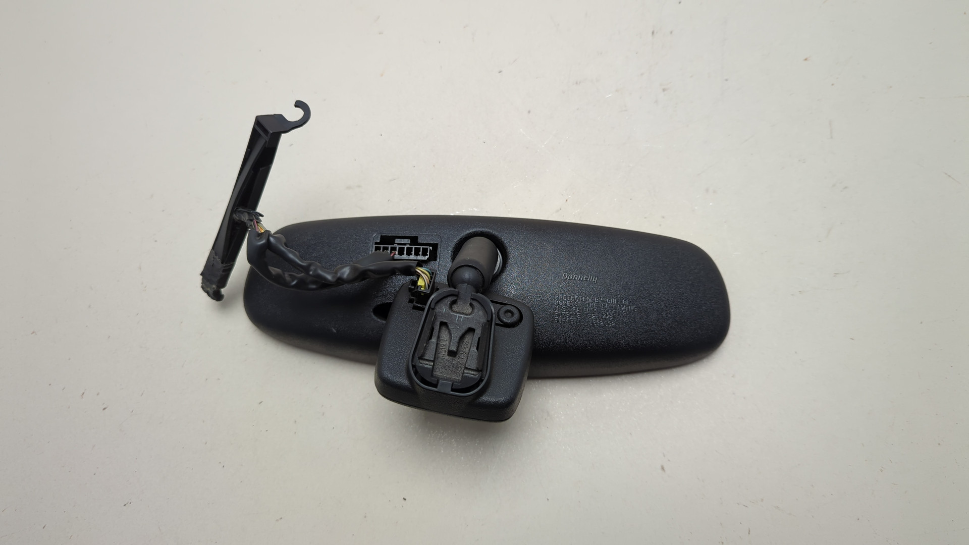 Зеркало заднего вида