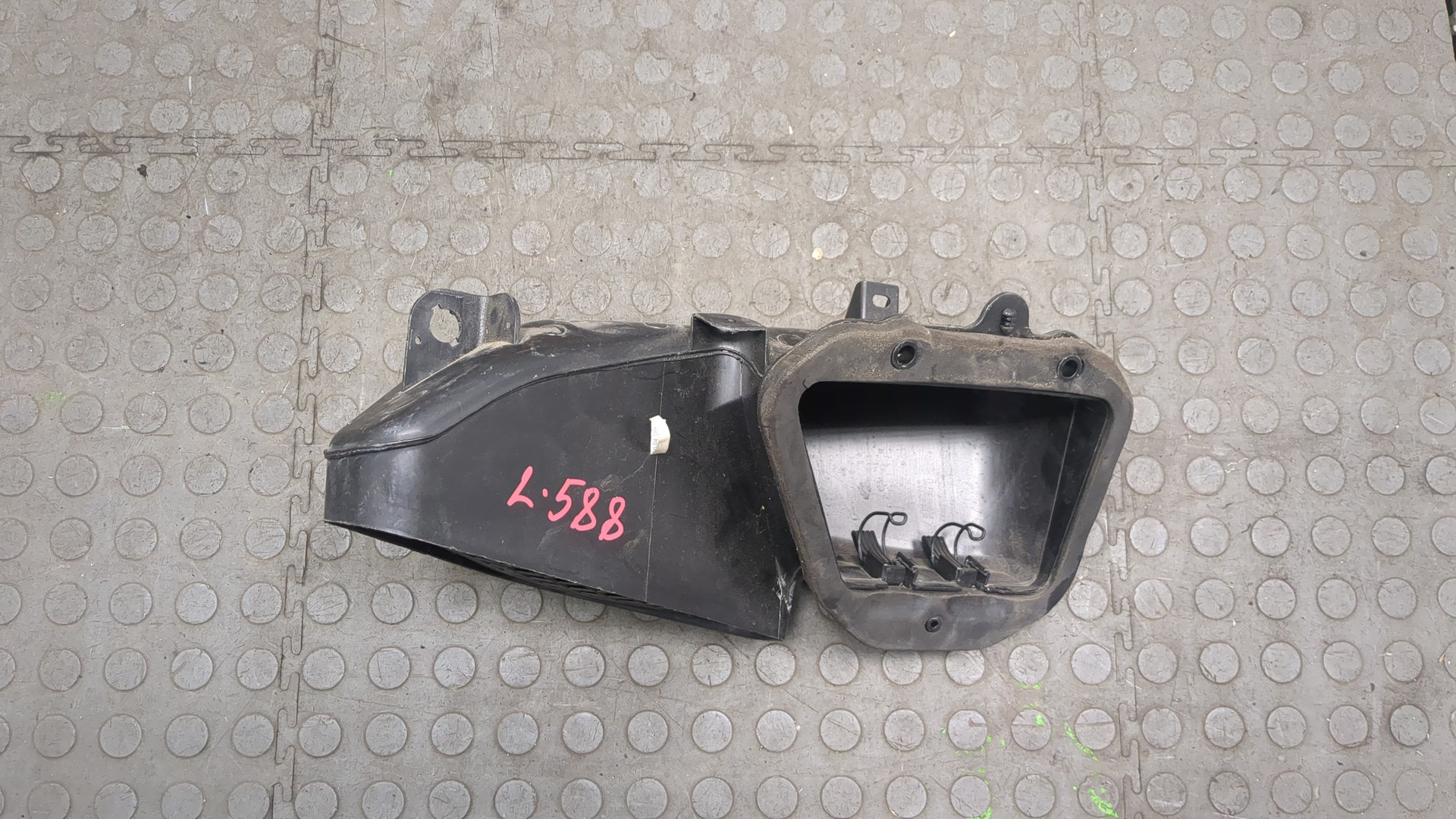 Воздухозаборник (внутри)