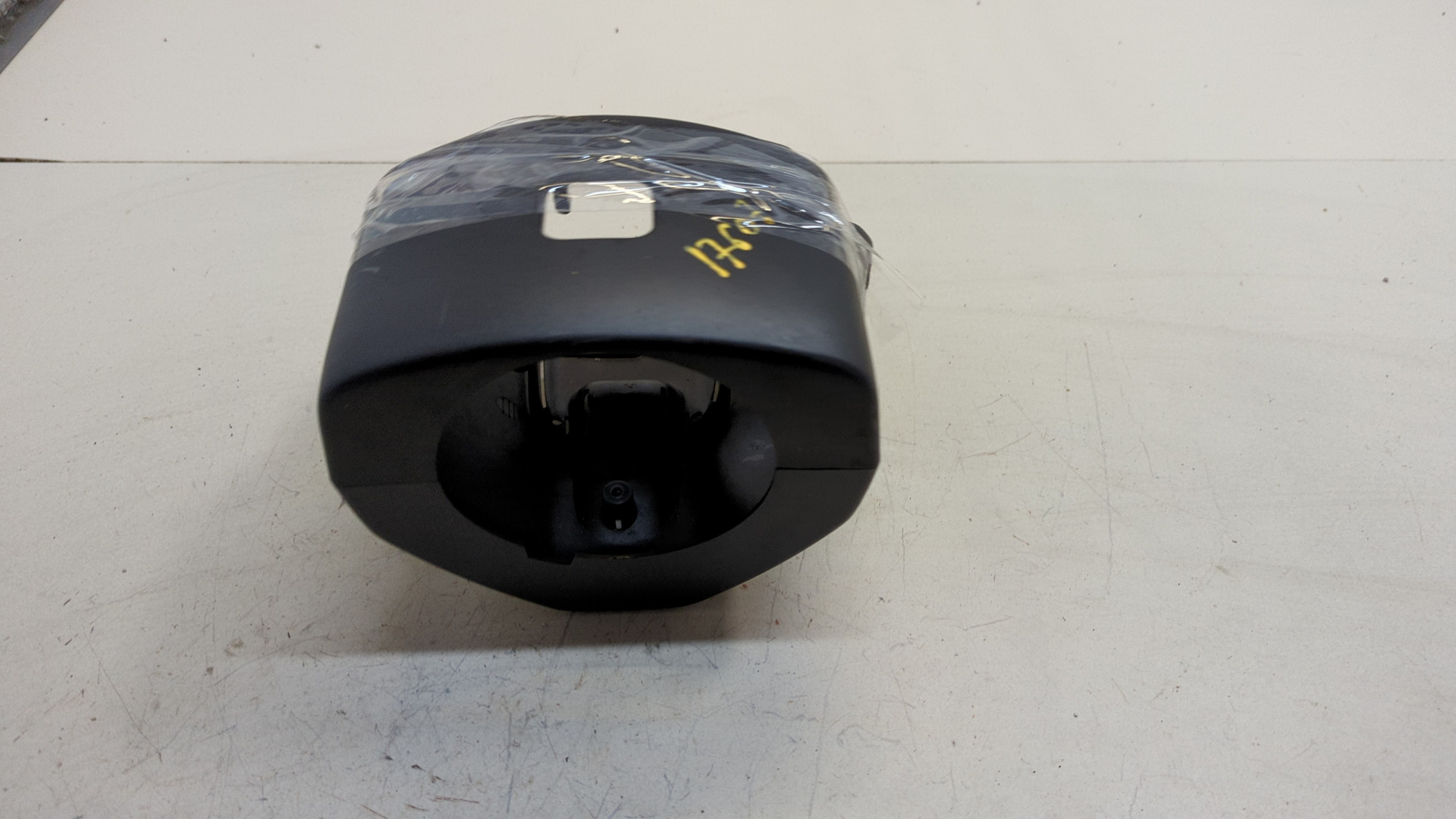 Кожух рулевой колонки