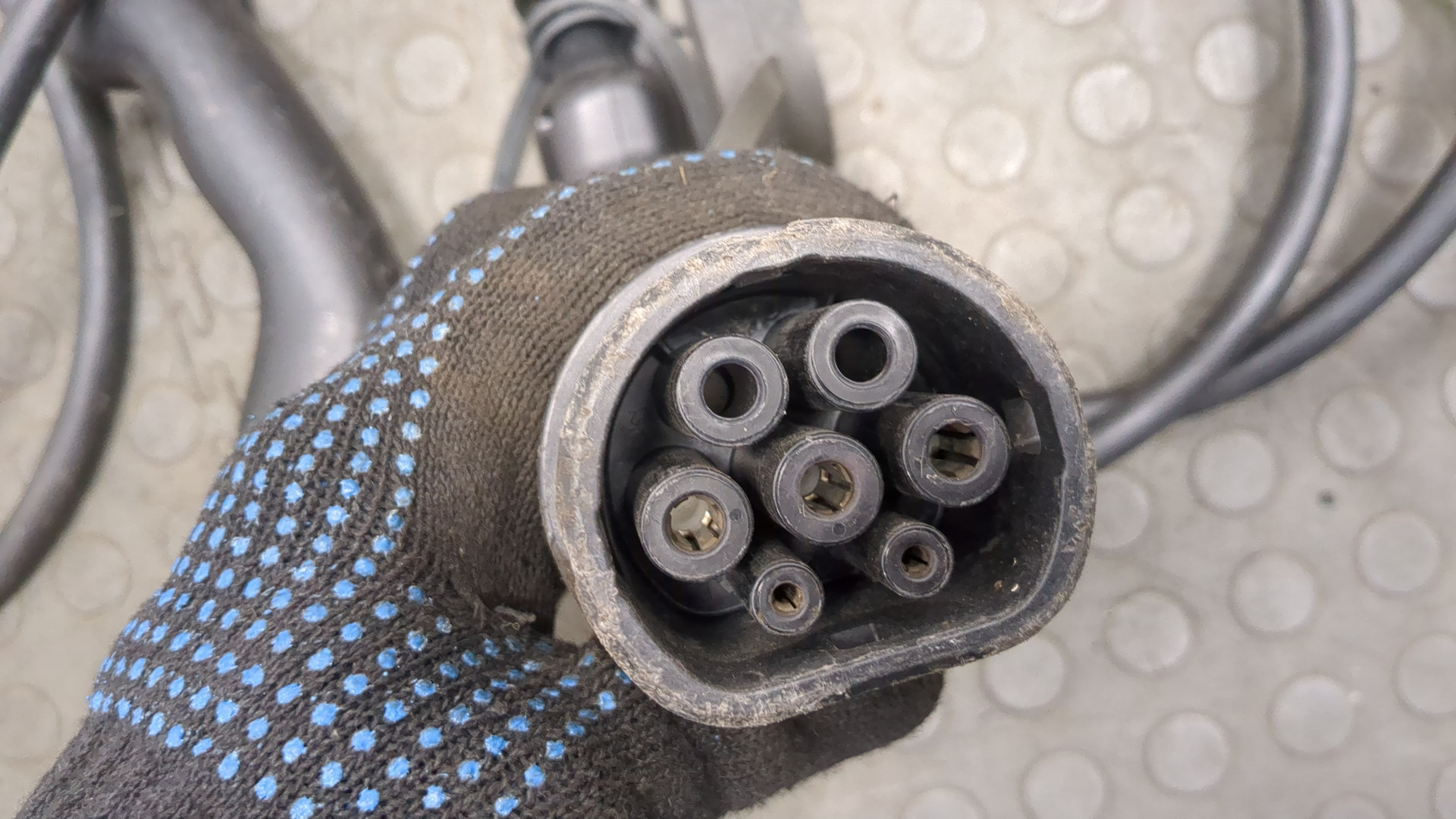 Зарядное устройство (кабель зарядный)