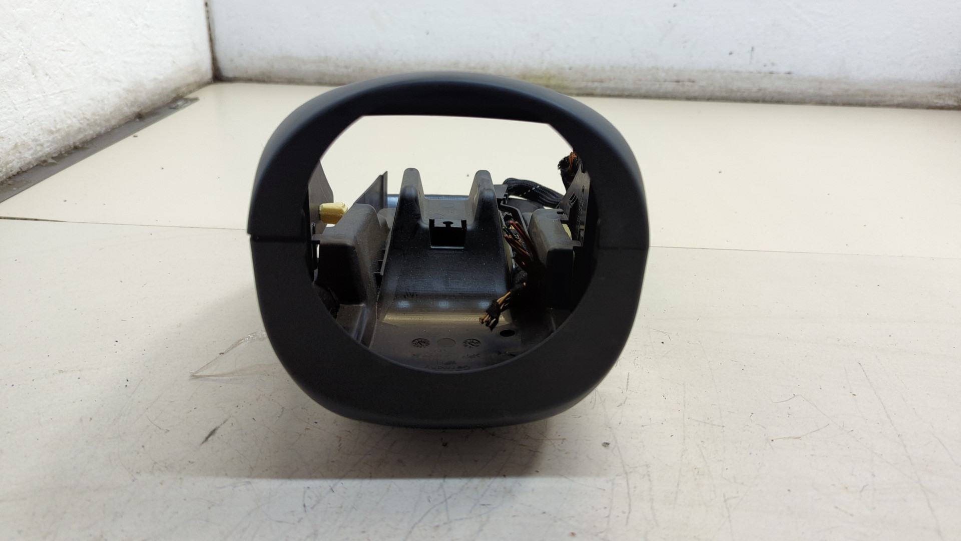 Кожух рулевой колонки