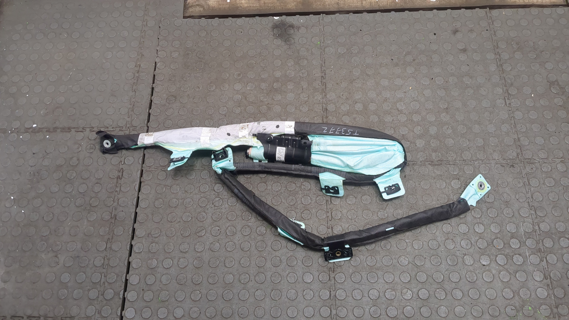 Подушка безопасности боковая (шторка)