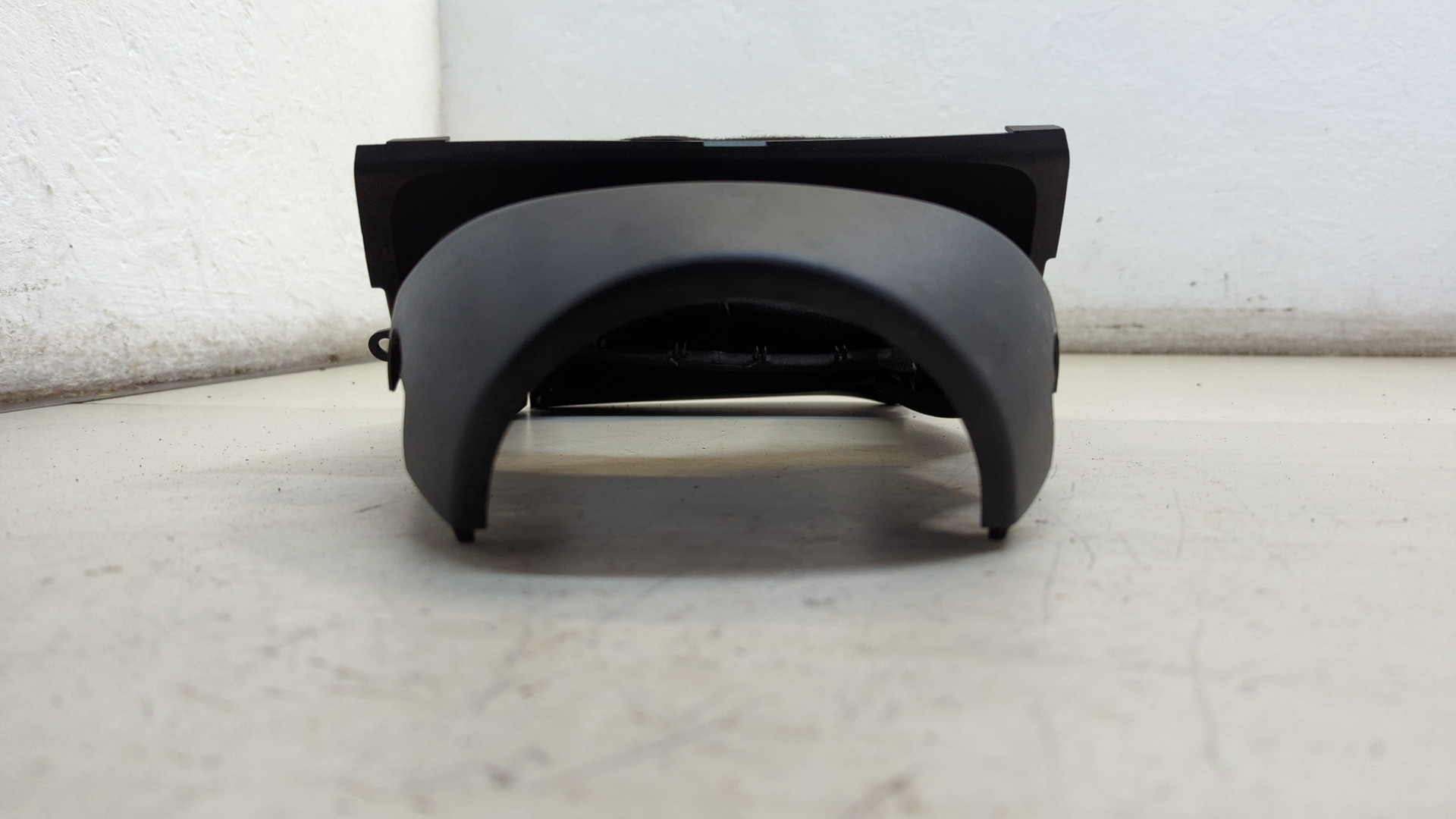 Кожух рулевой колонки