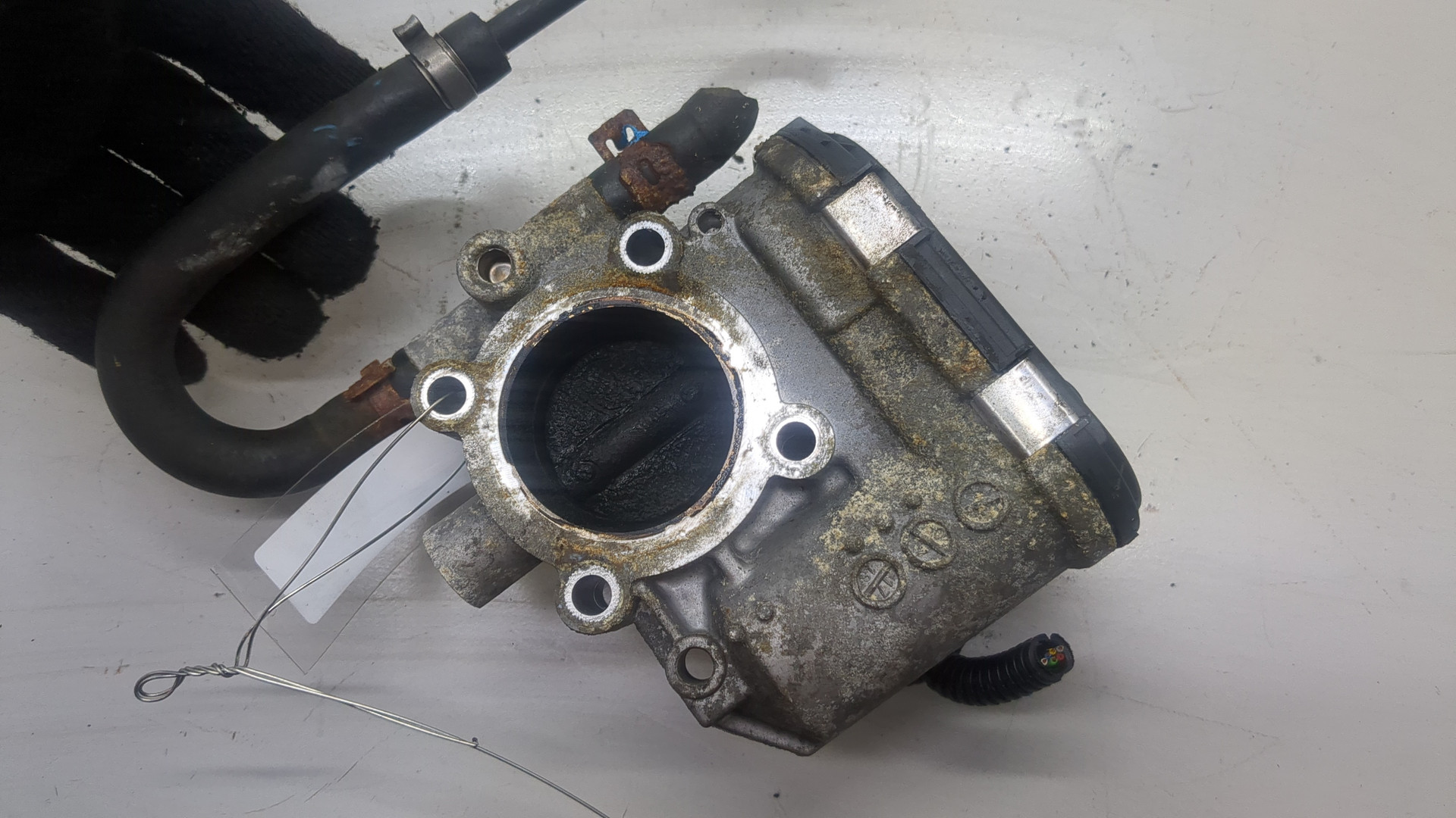 Заслонка дроссельная электрическая