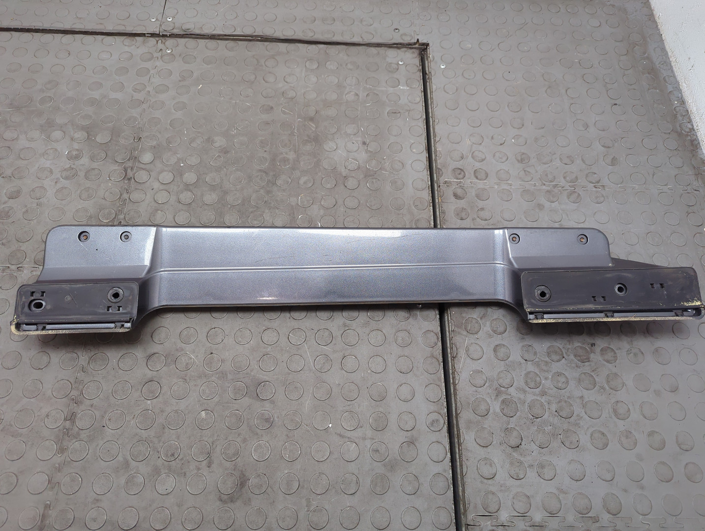 Рейлинг (релинг) правый (планка на крышу)