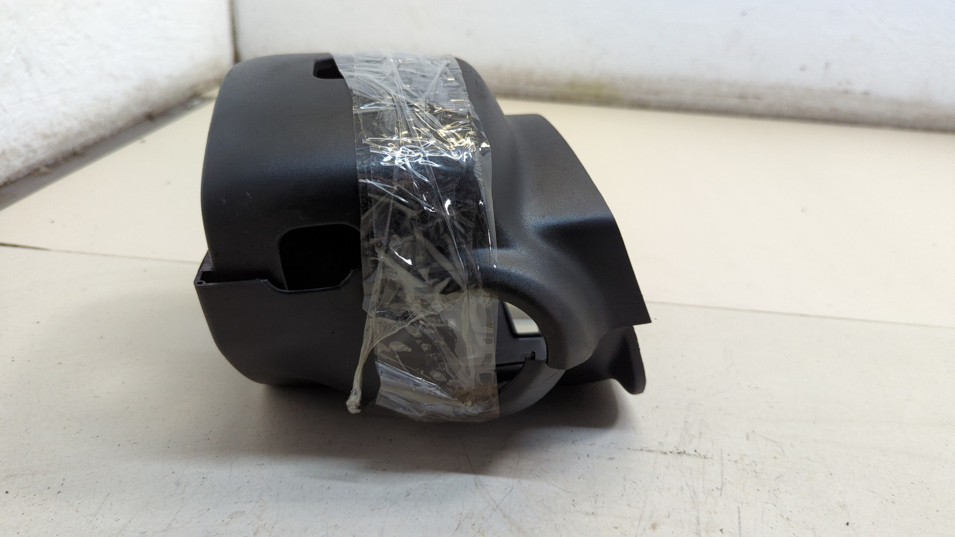 Кожух рулевой колонки