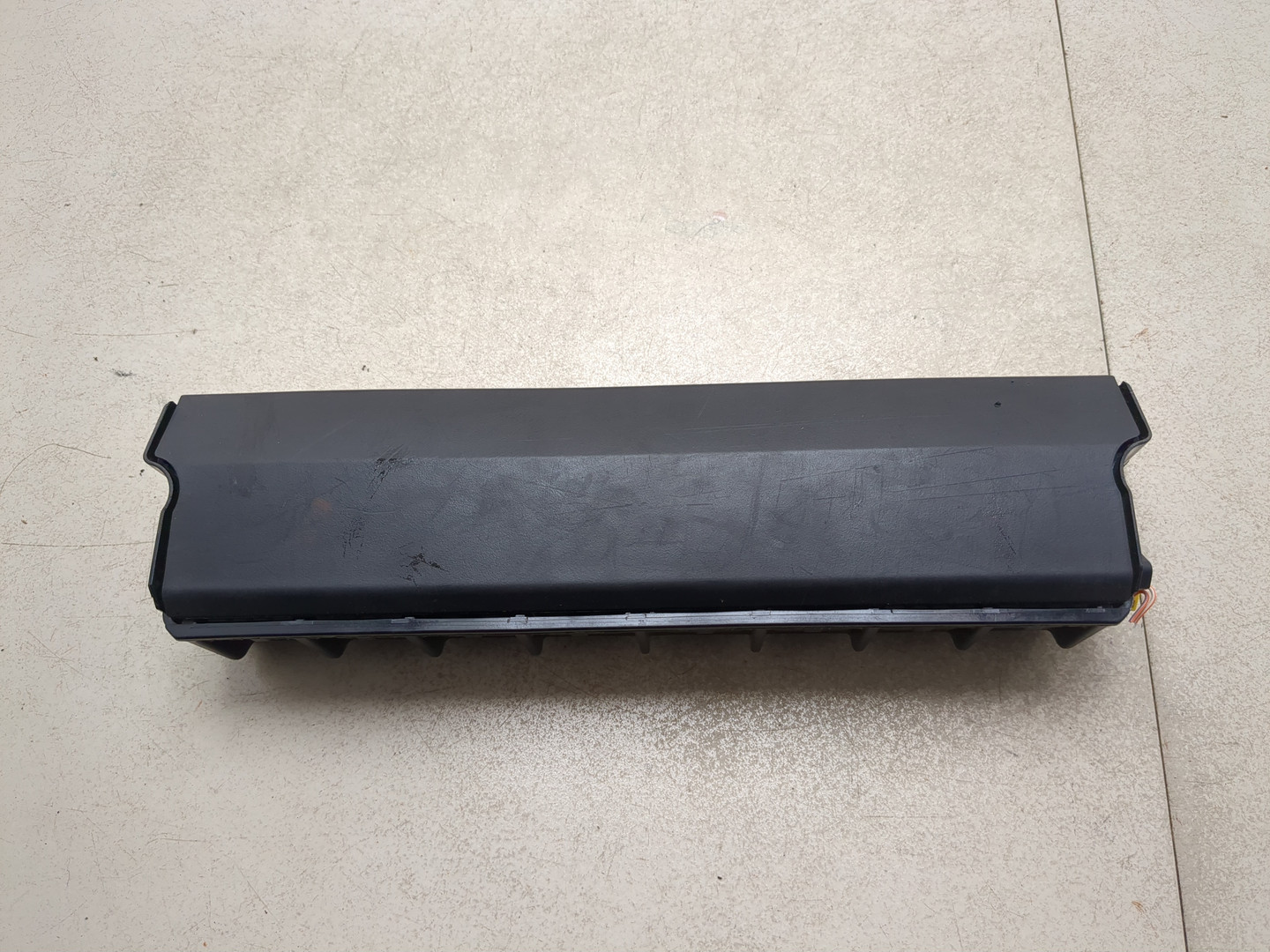 Подушка безопасности нижняя (для колен)