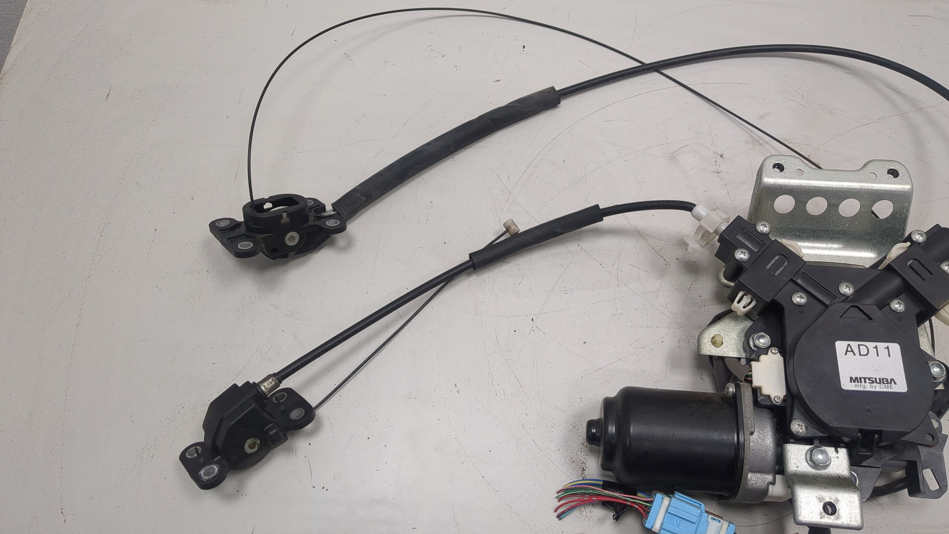 Механизм замка двери