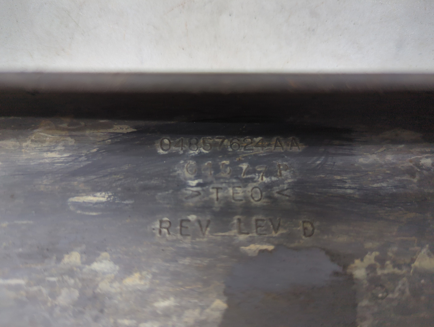 Кронштейн переднего бампера