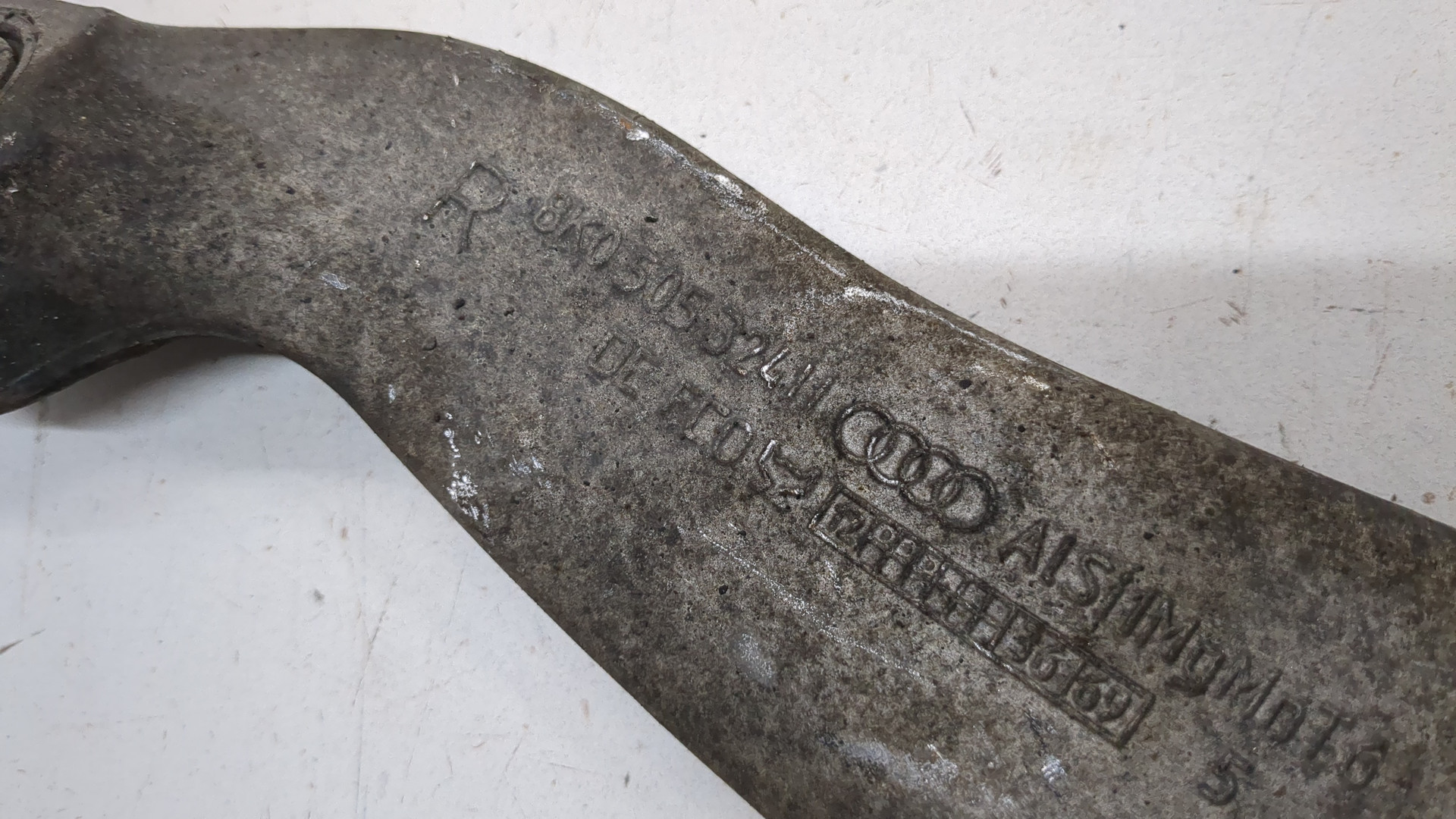 Рычаг задний правый