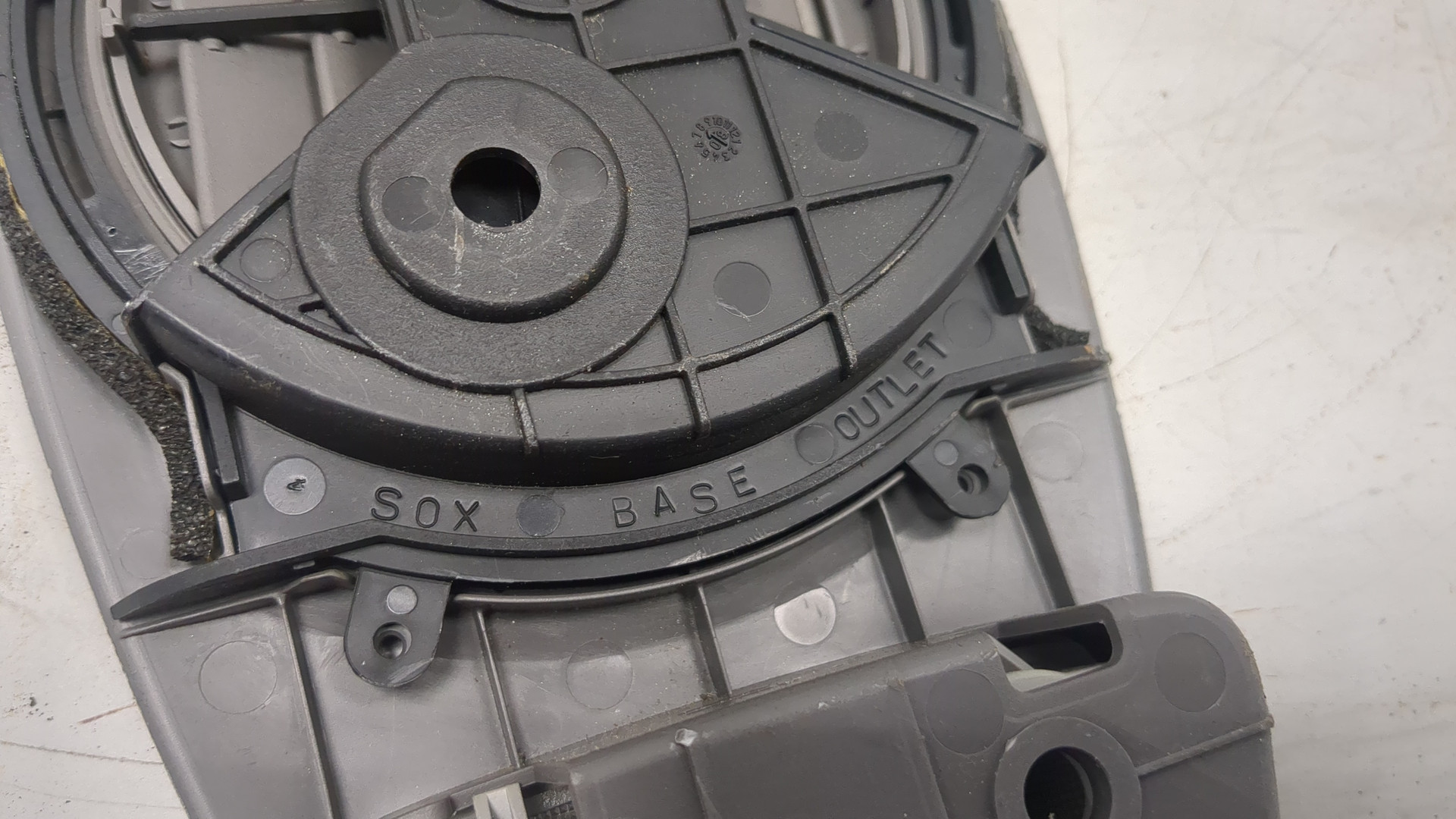 Плафон салонный