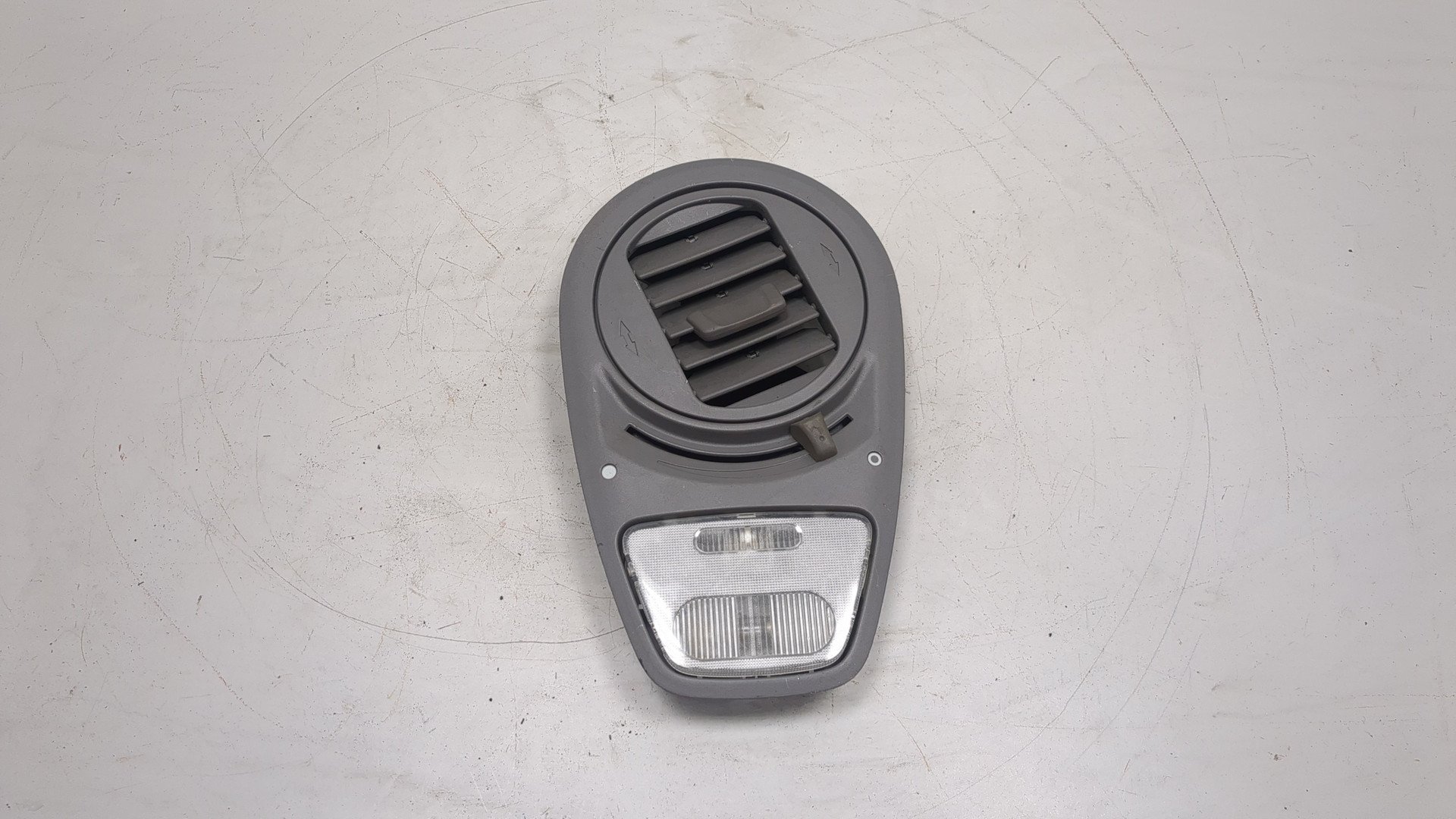 Плафон салонный