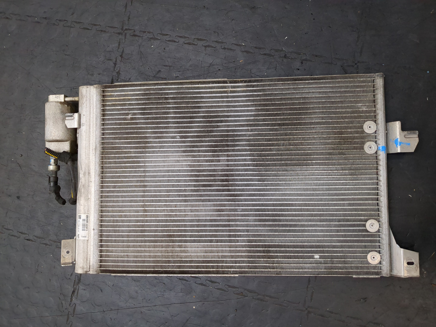 Радиатор кондиционера / конденсер