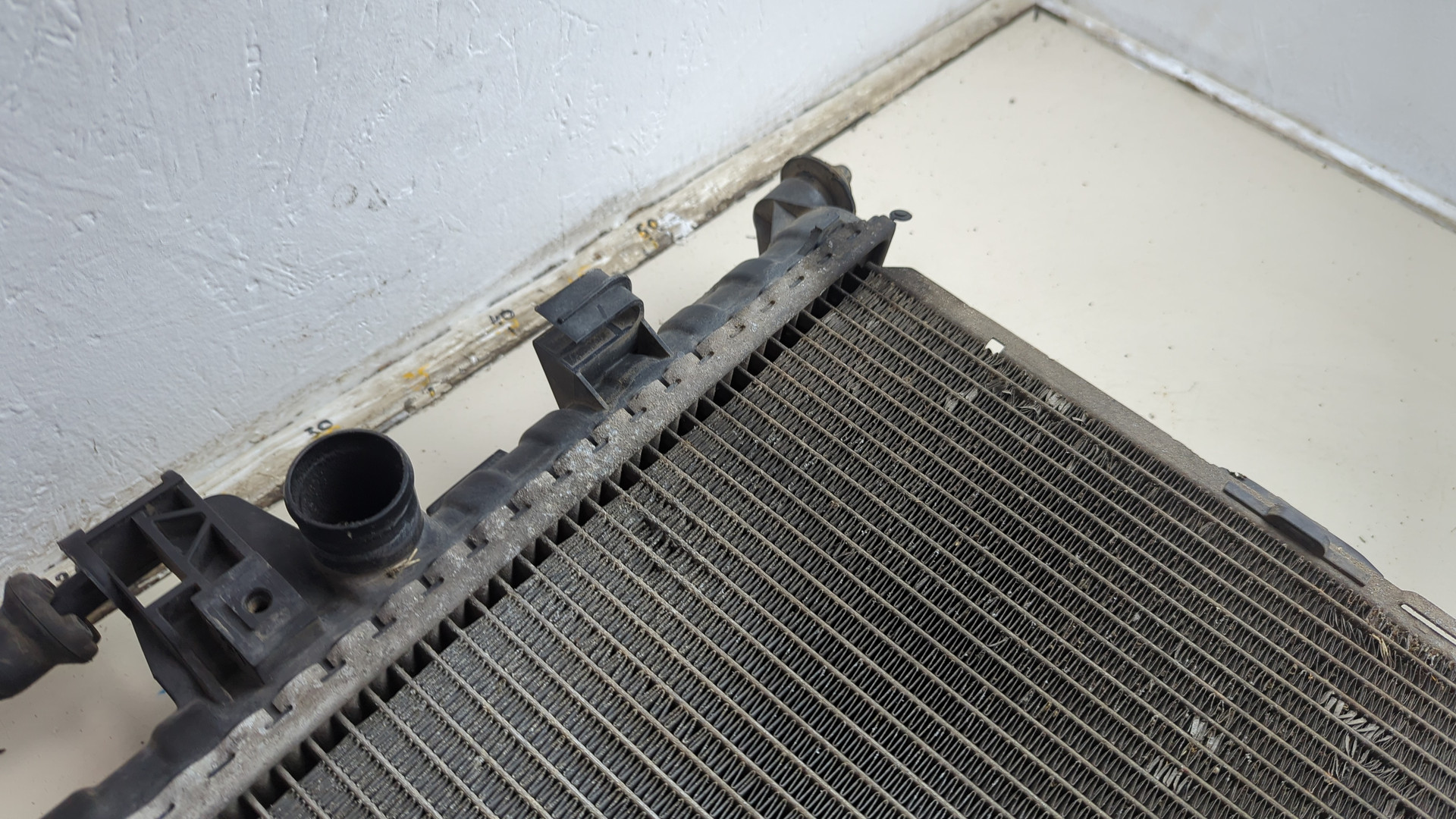 Радиатор охлаждения двигателя основной