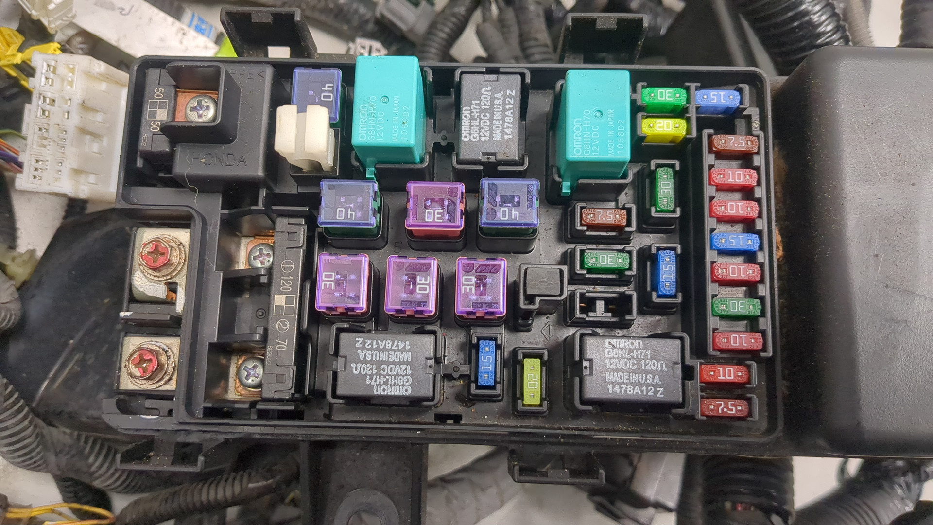 Блок предохранителей