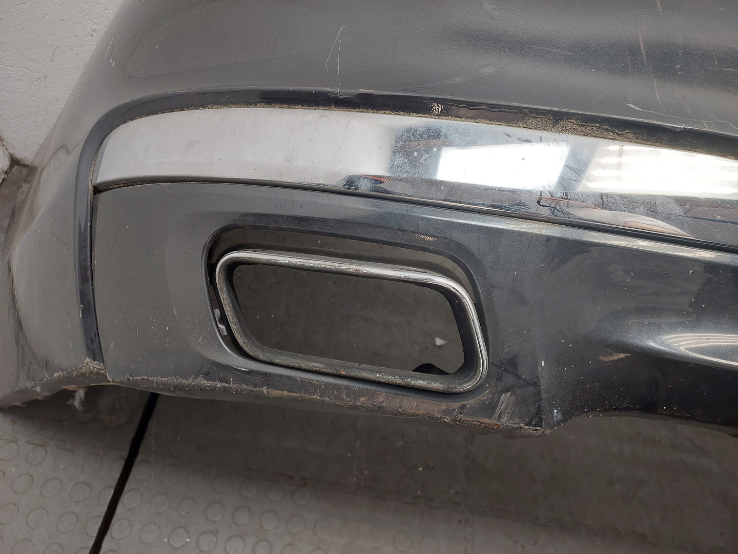 Бампер задний