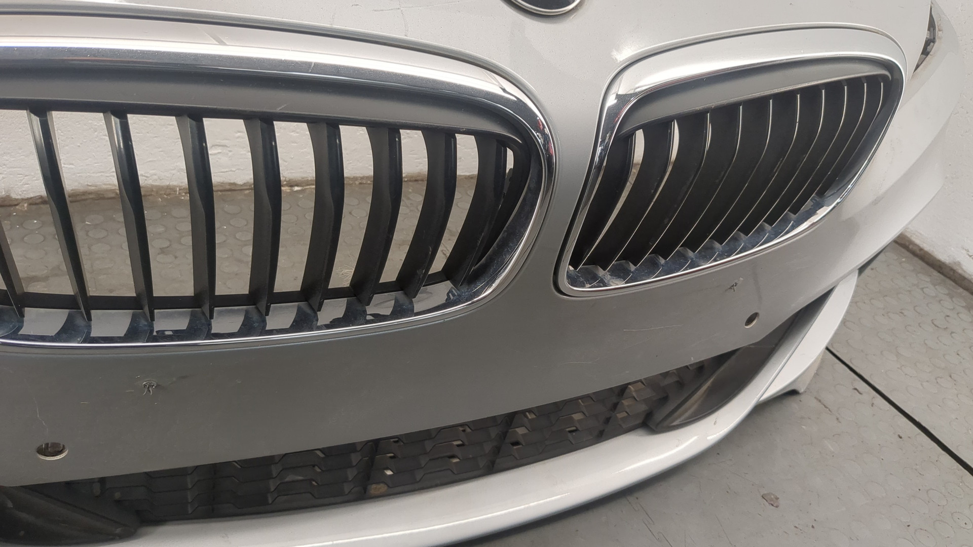 Бампер передний