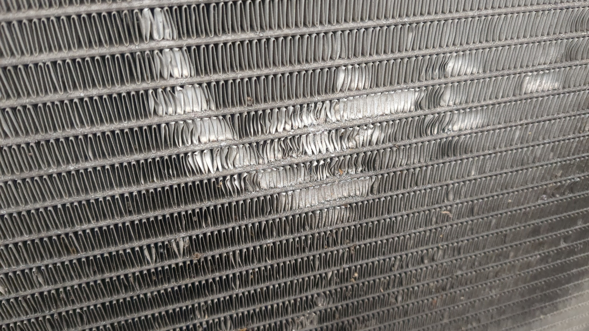 Радиатор охлаждения двигателя основной