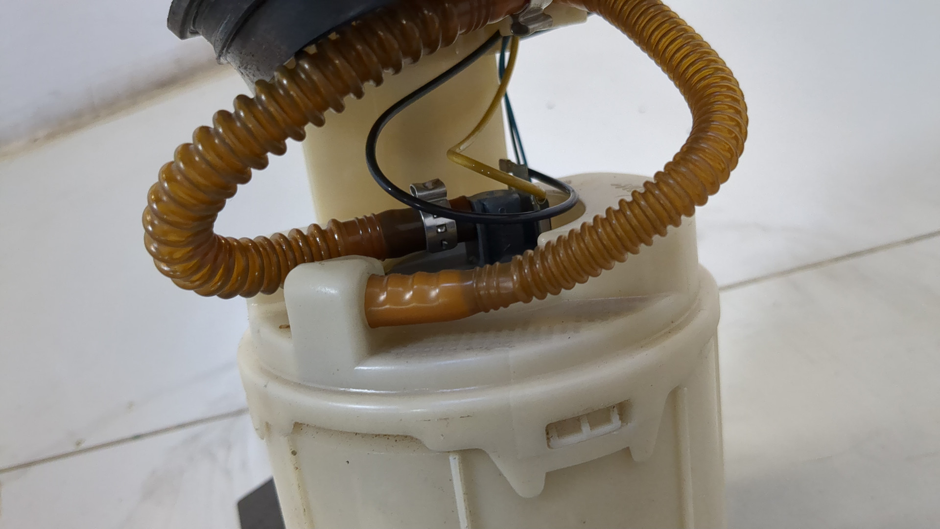 Насос топливный электрический