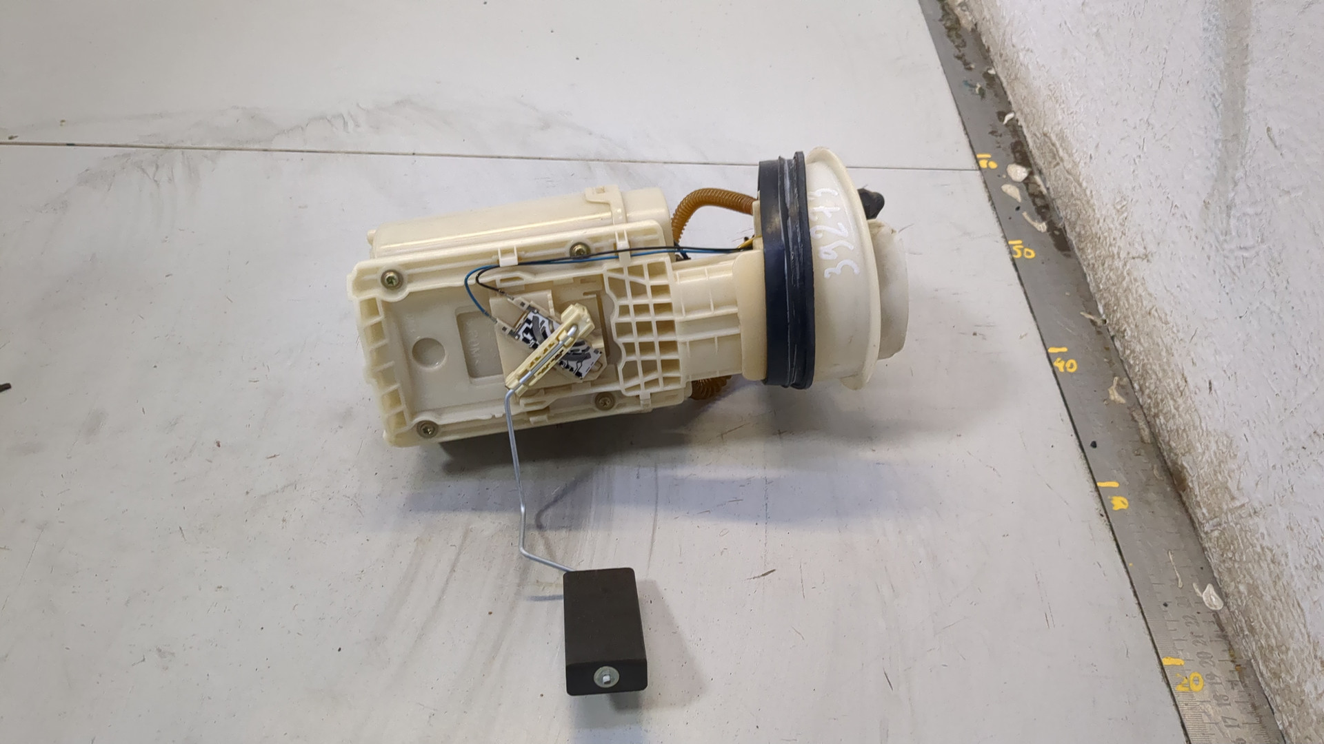 Насос топливный электрический