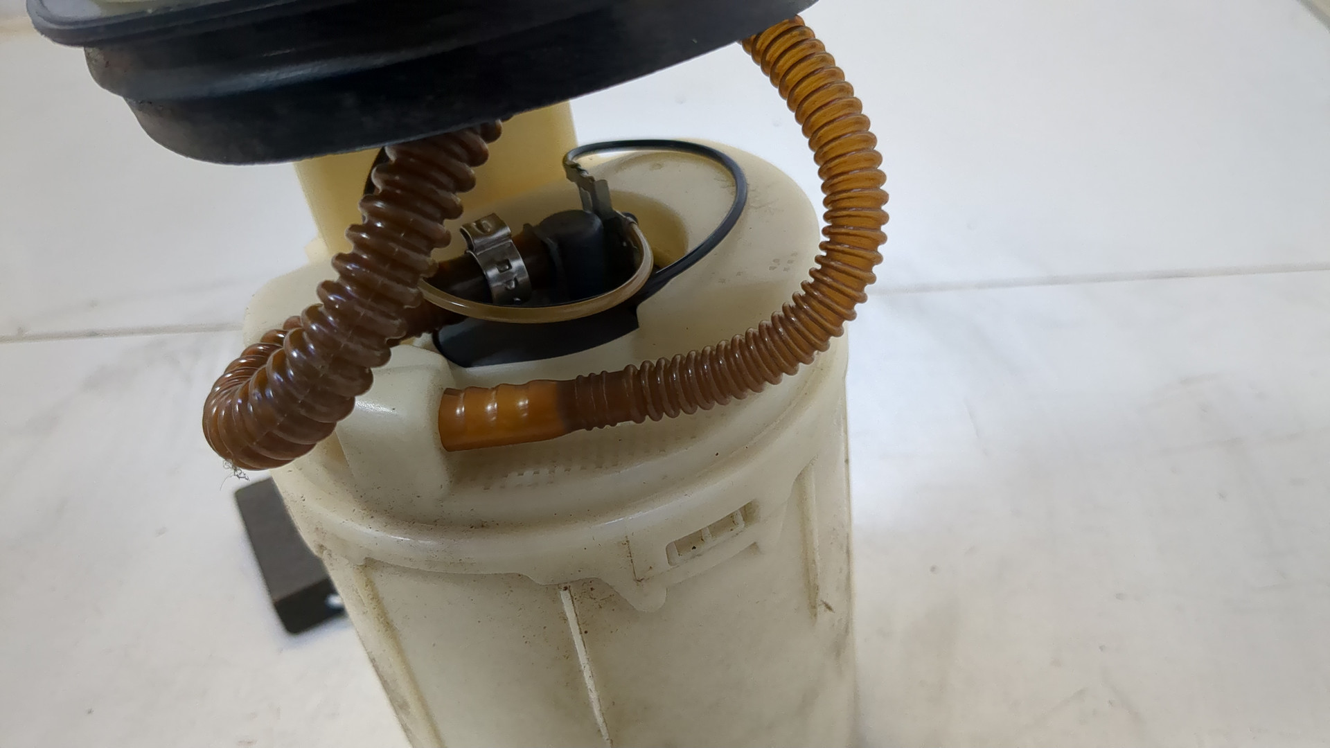 Насос топливный электрический