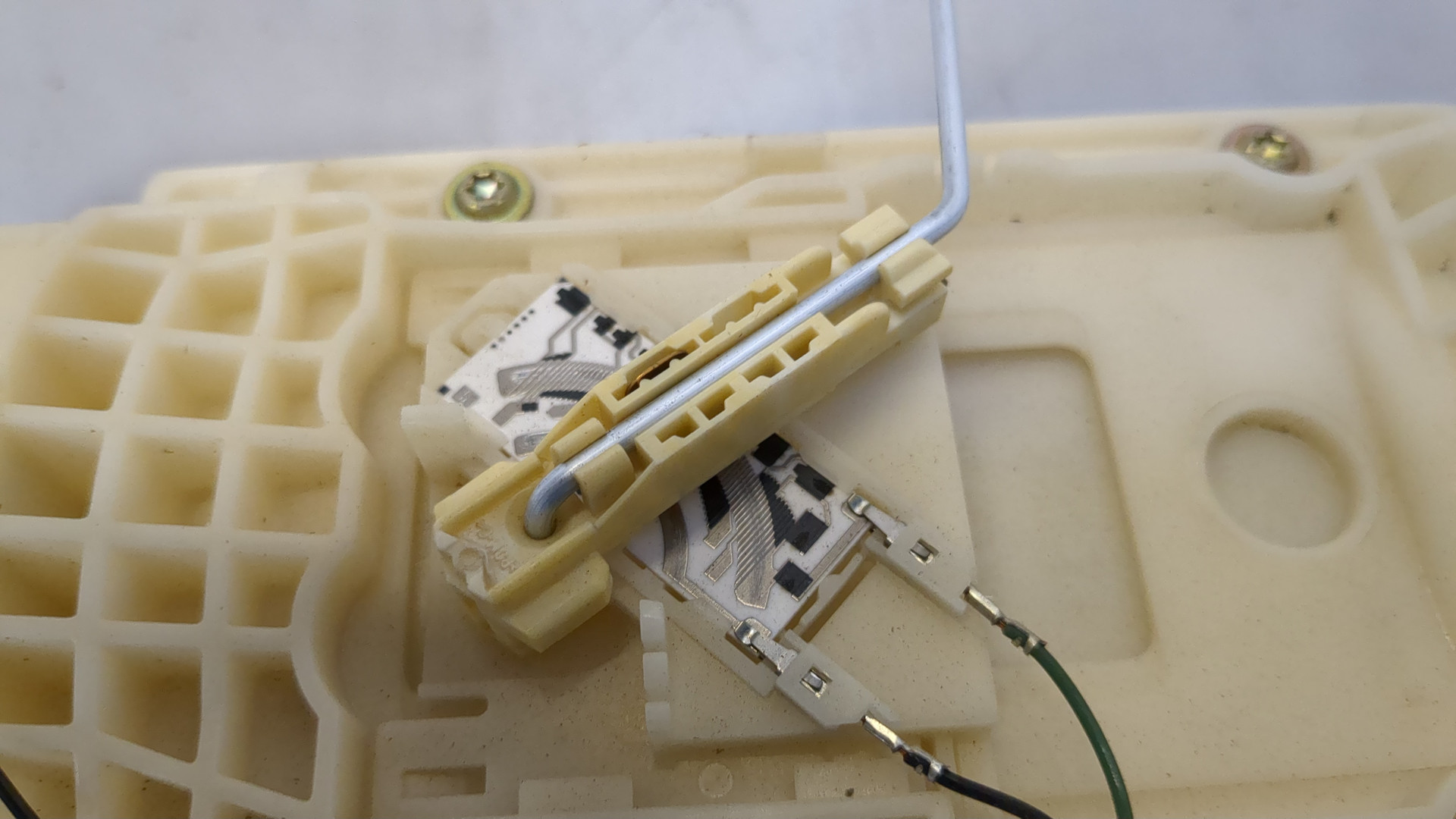 Насос топливный электрический