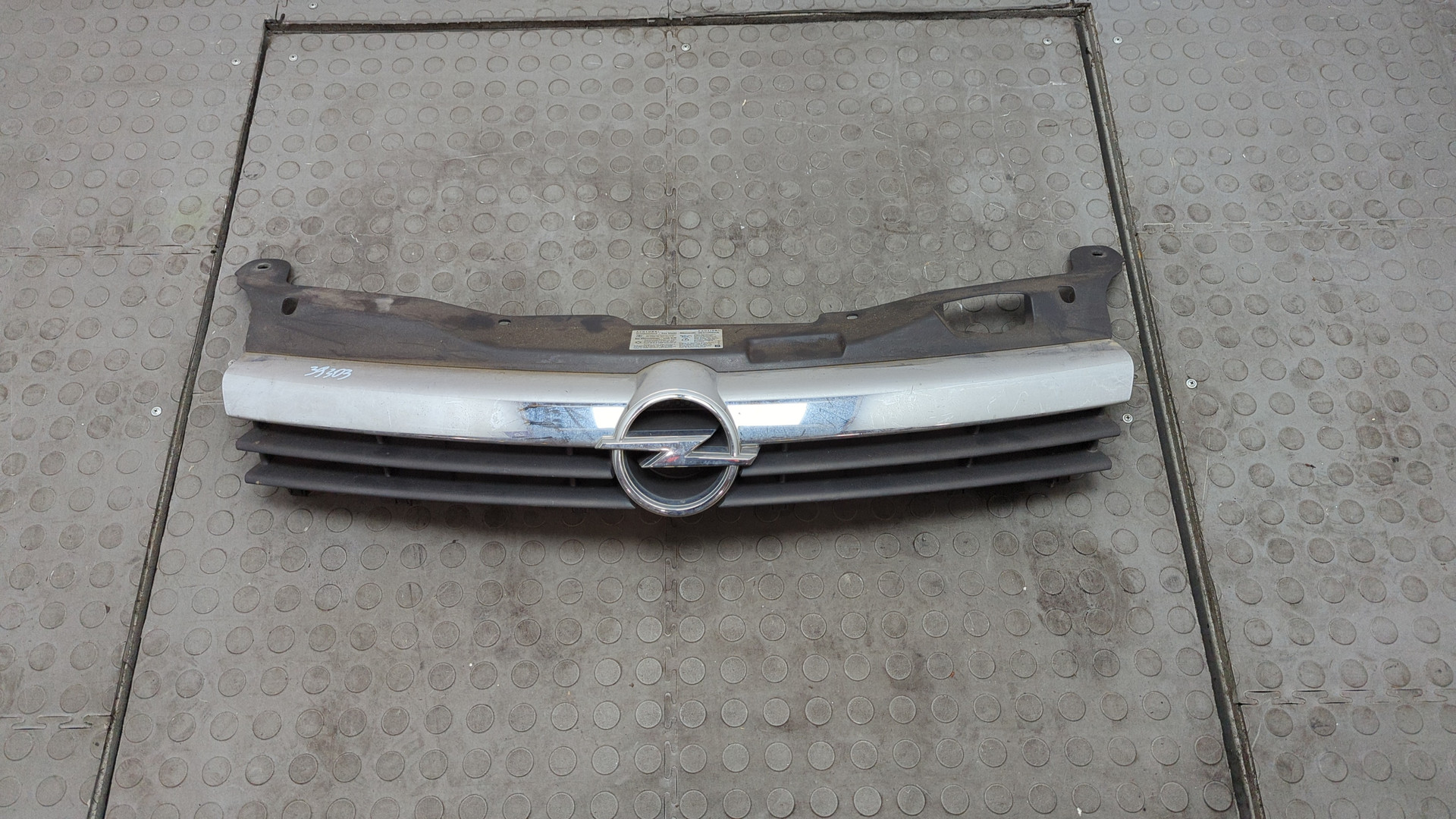 Решетка радиатора