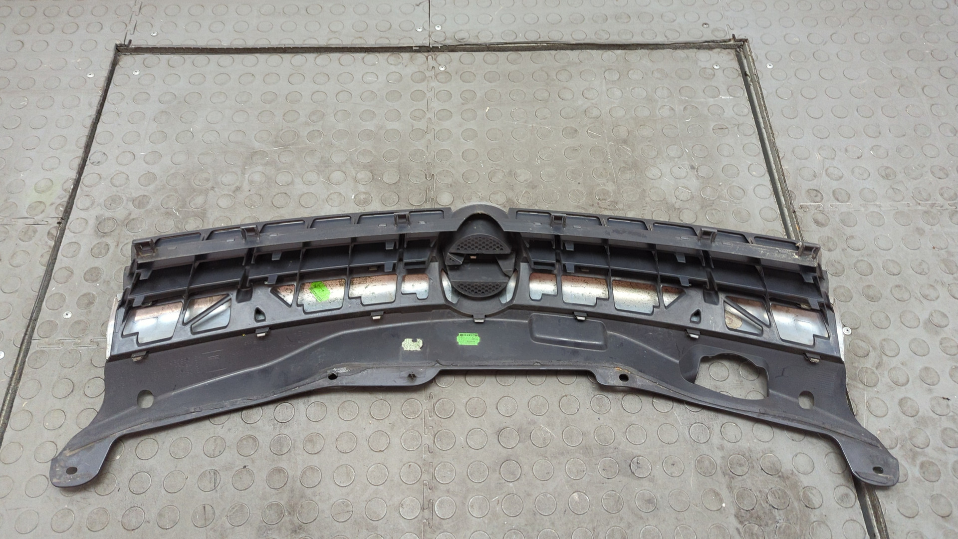 Решетка радиатора