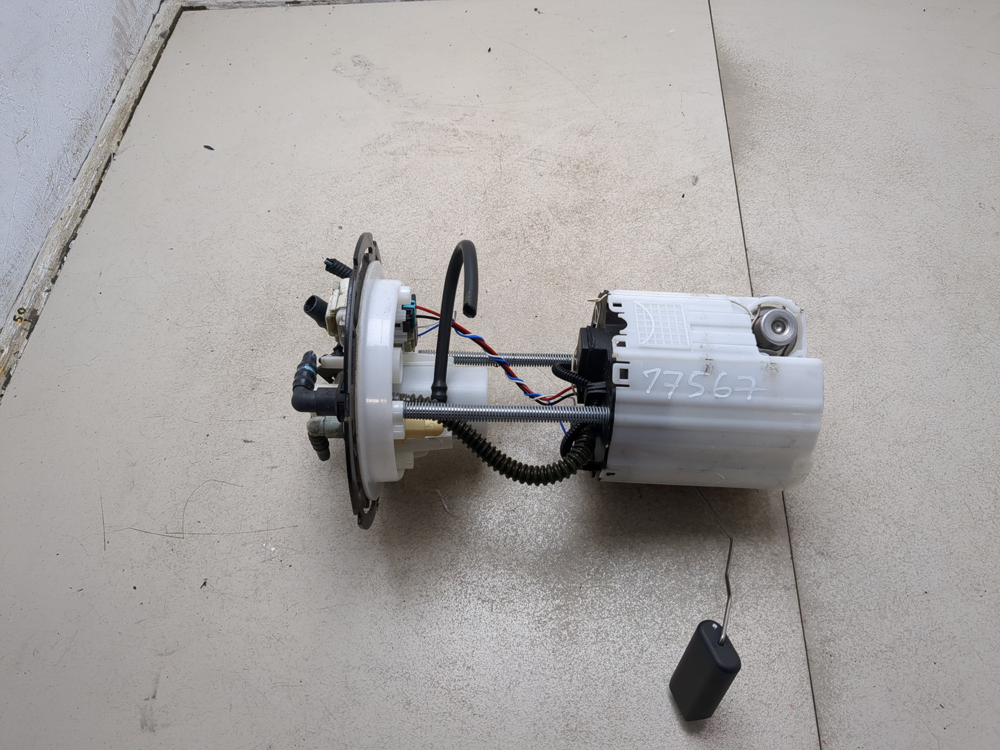 Насос топливный электрический