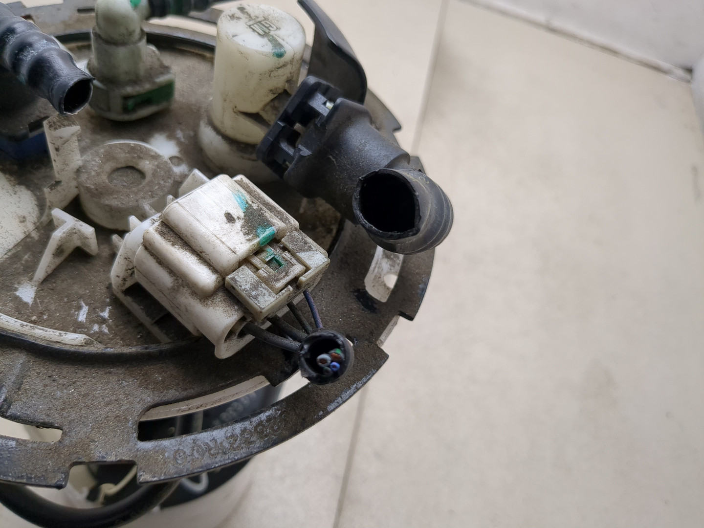 Насос топливный электрический