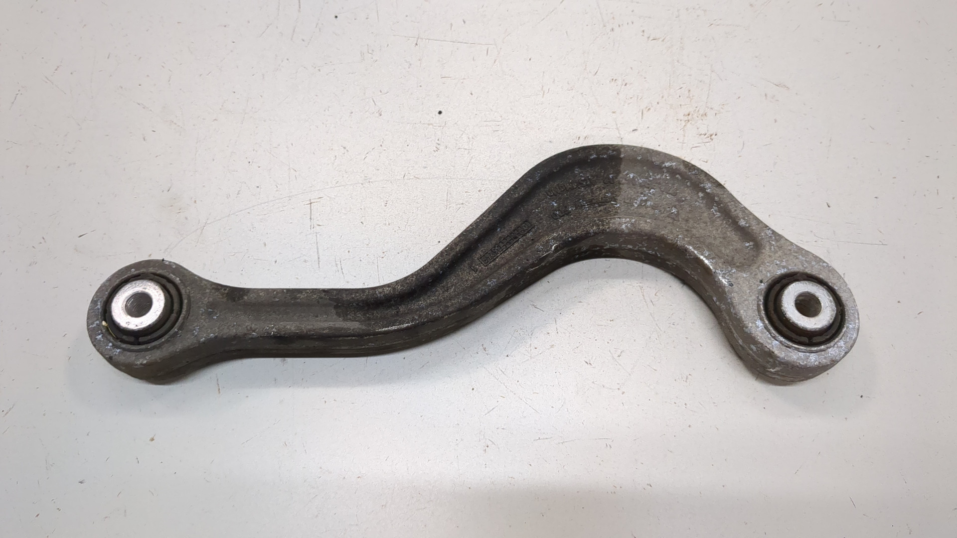 Рычаг задний