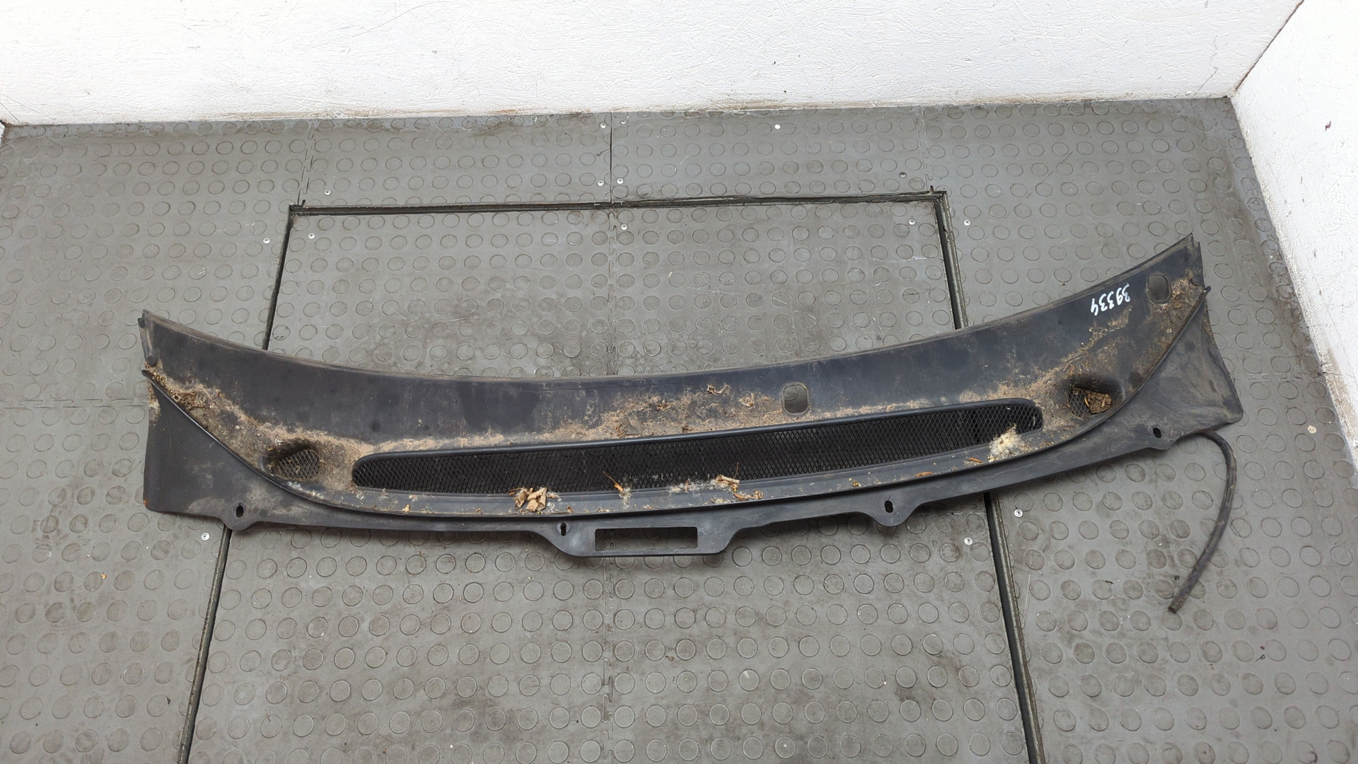 Решетка стеклоочистителей (Жабо)