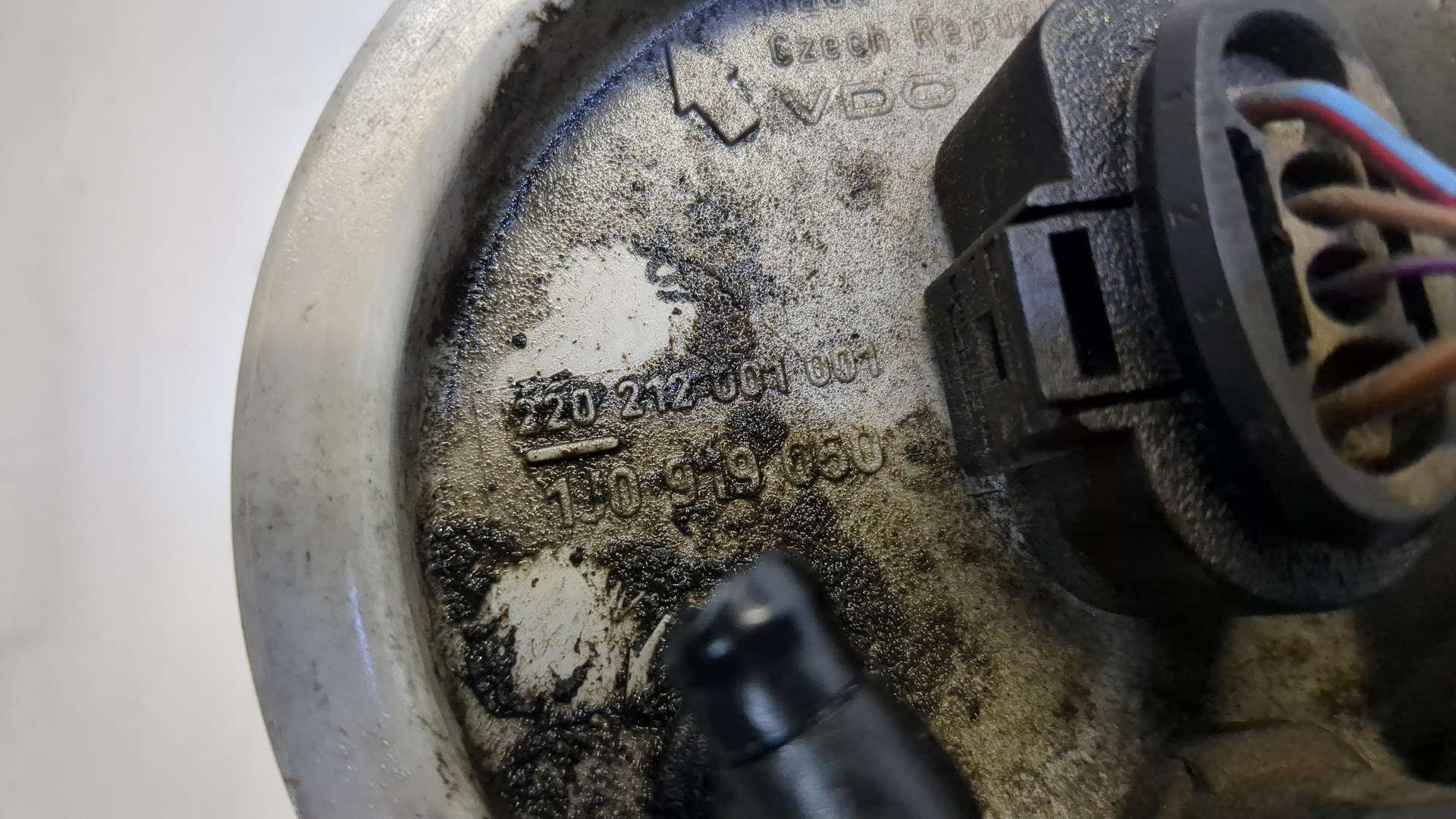 Насос топливный электрический