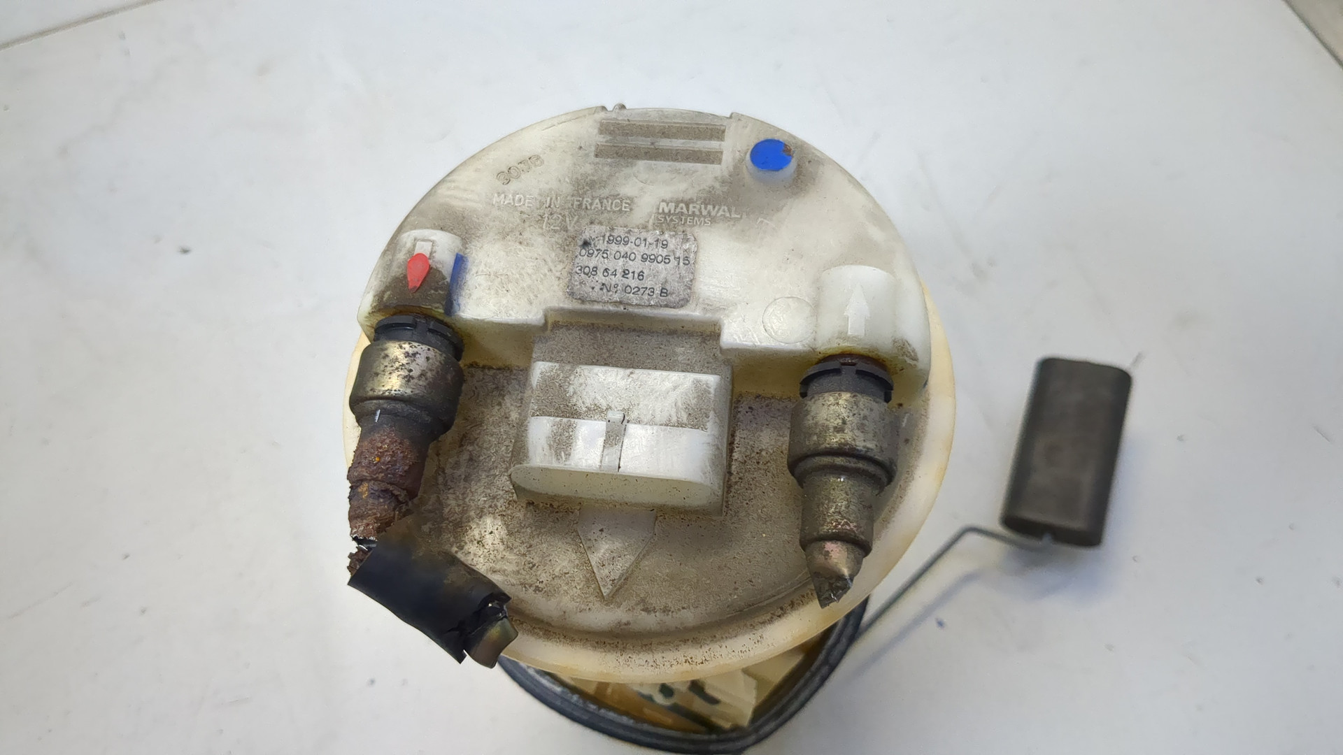 Насос топливный электрический