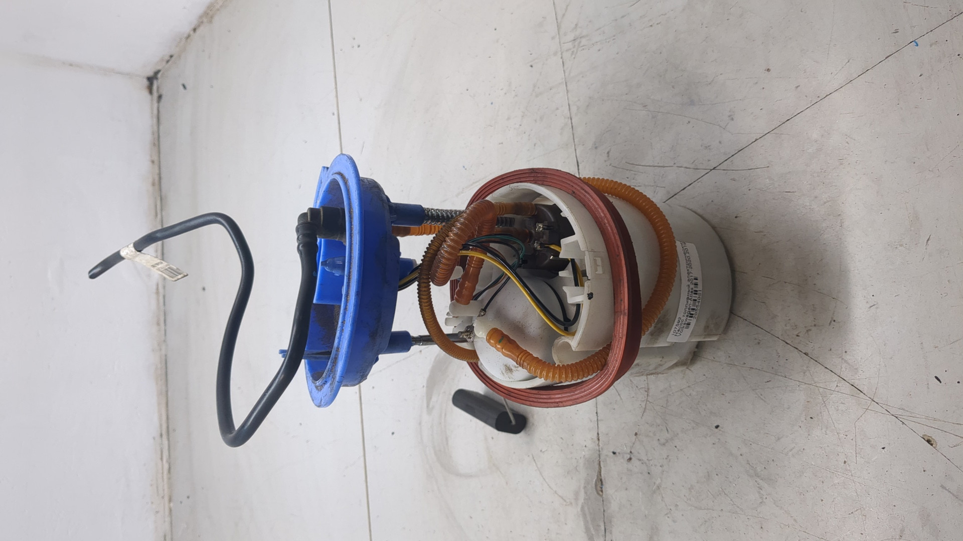 Насос топливный электрический