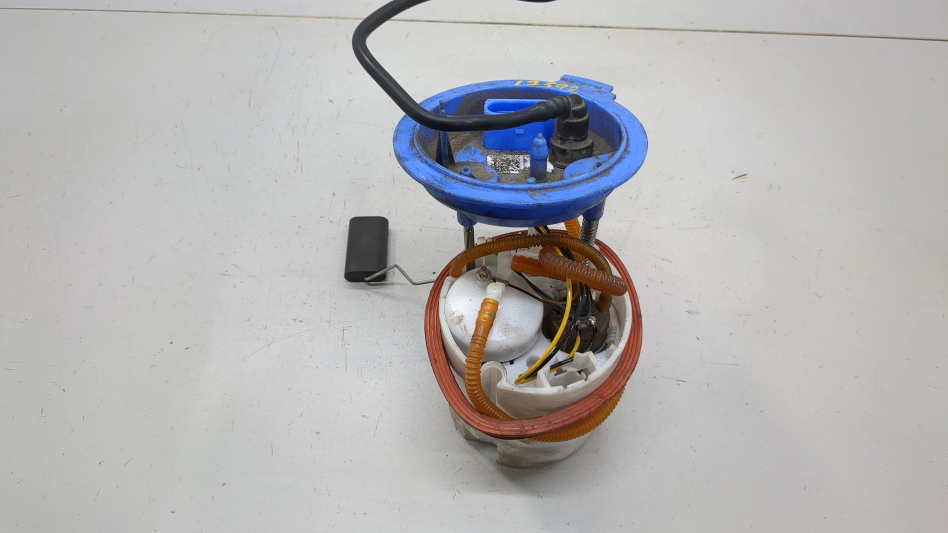 Насос топливный электрический