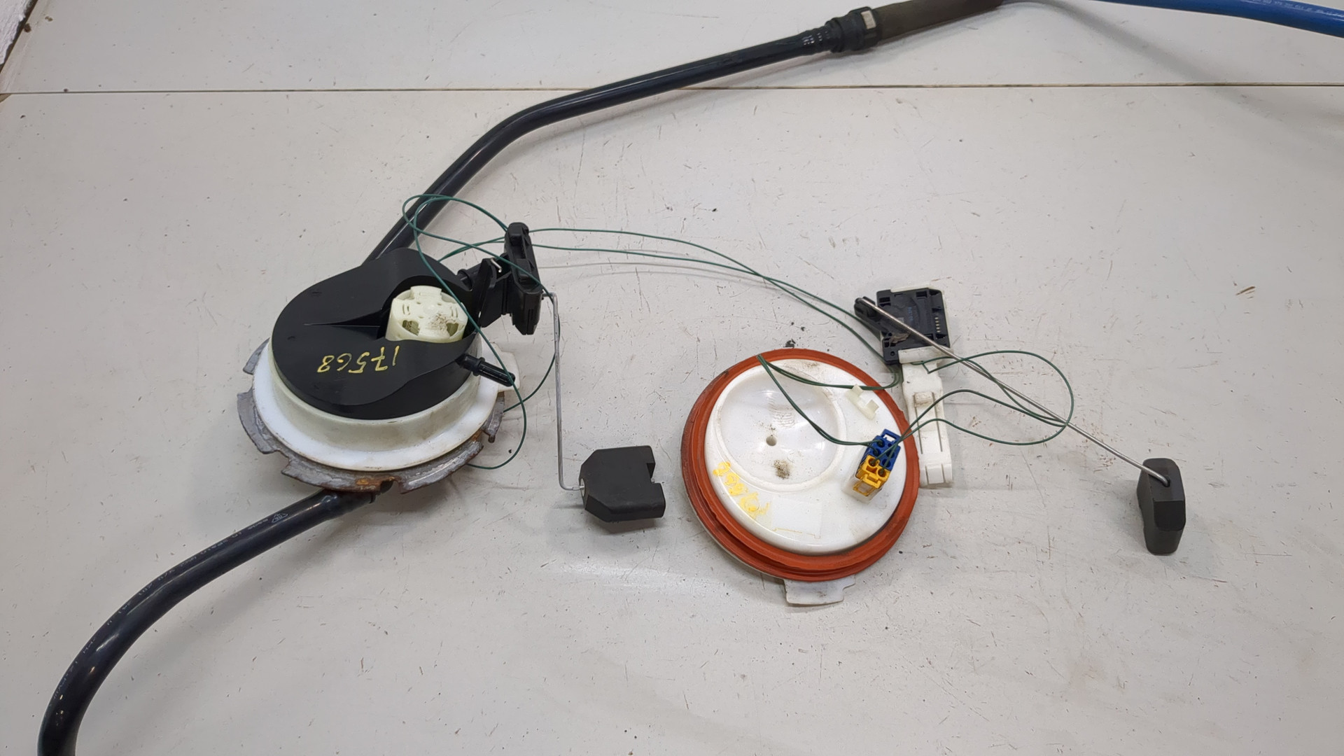 Датчик уровня топлива