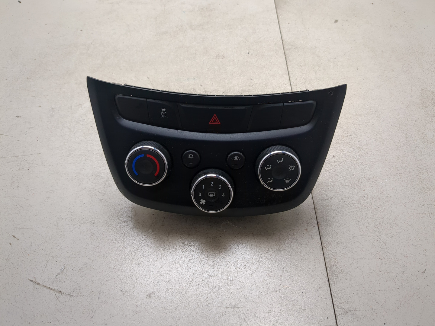 Переключатель отопителя