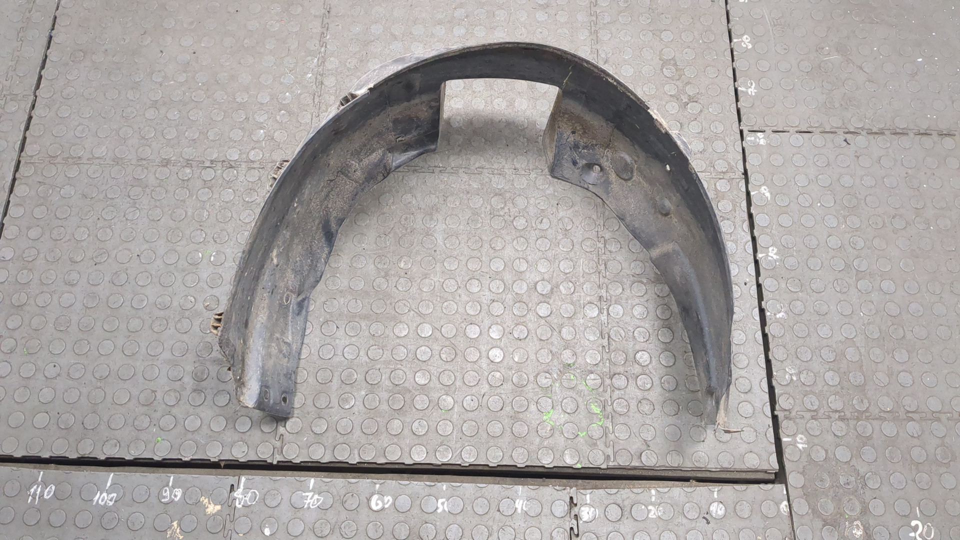 Локер передний правый