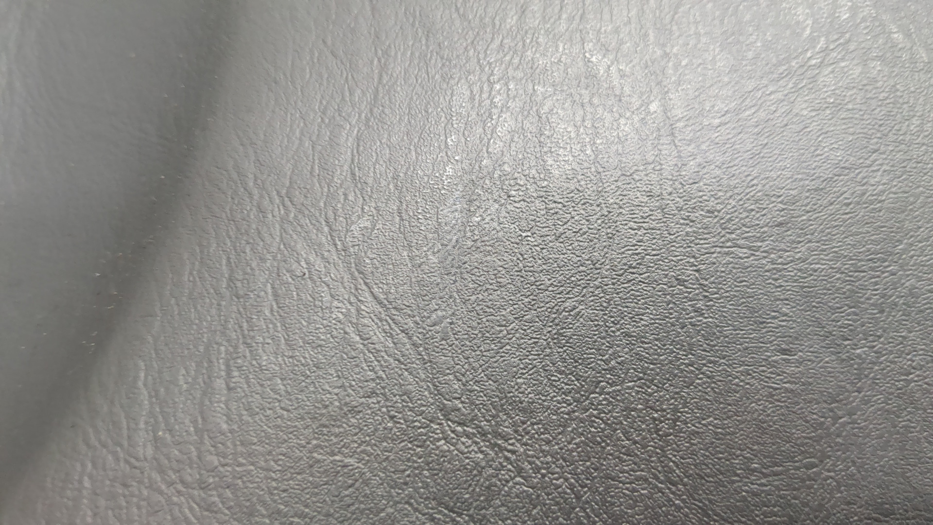 Обшивка двери передней правой