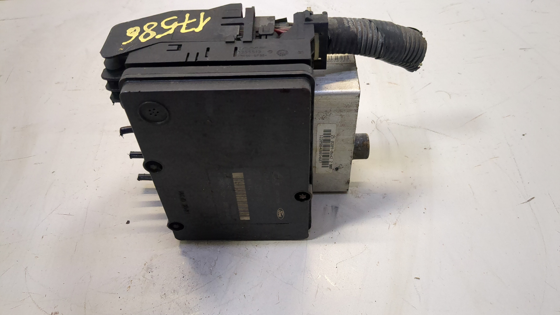 Блок ABS (насос)