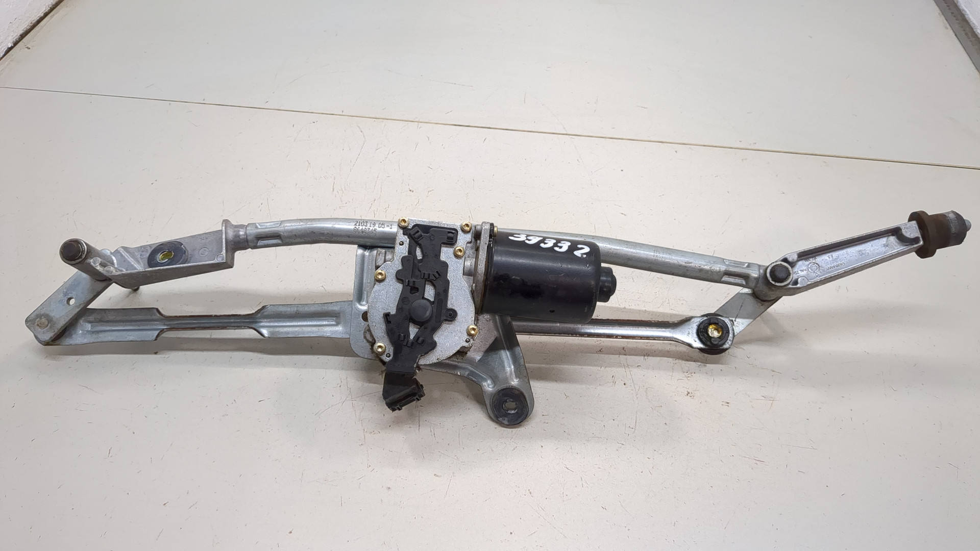 Трапеция стеклоочистителей