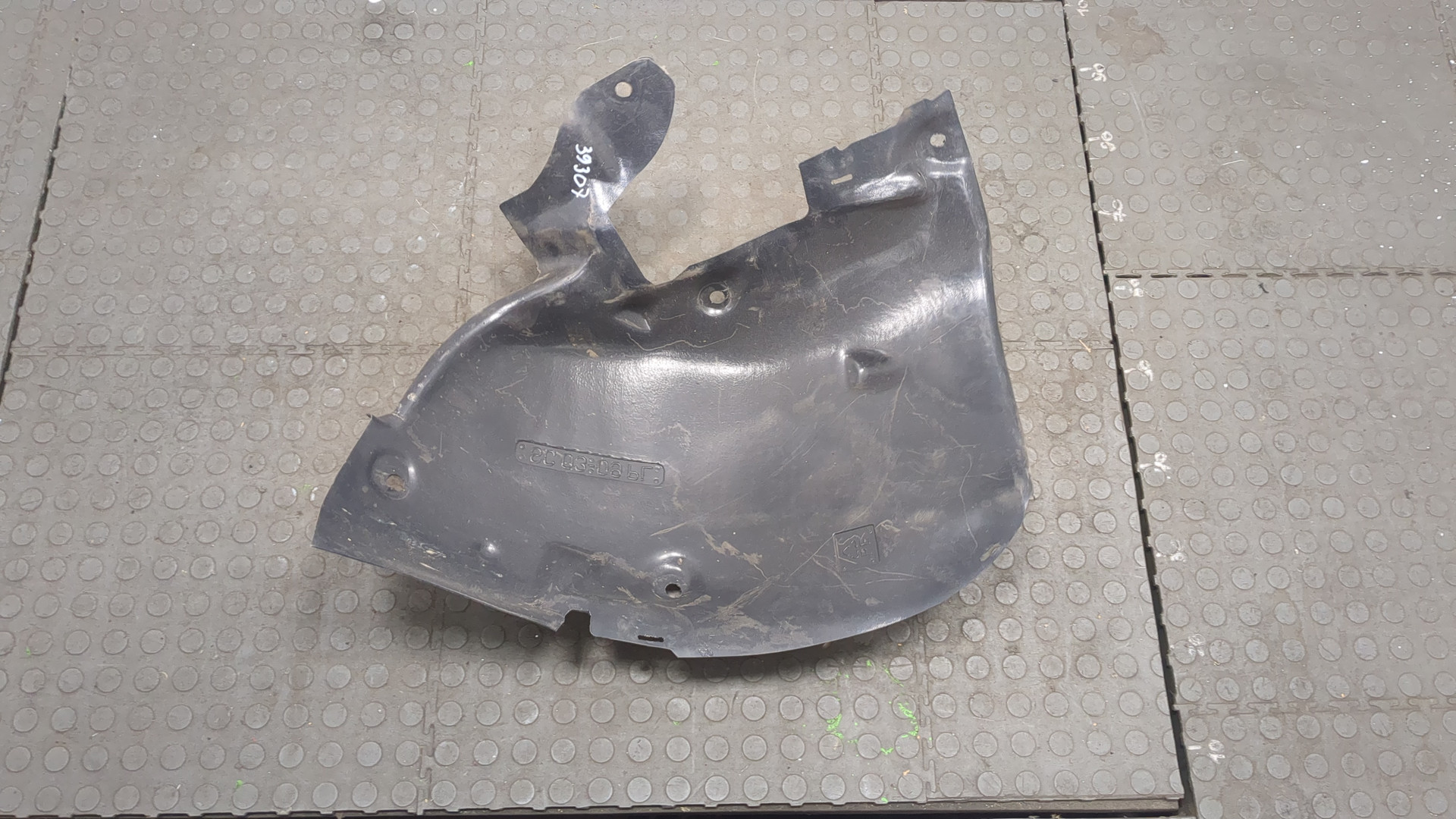 Локер передний левый