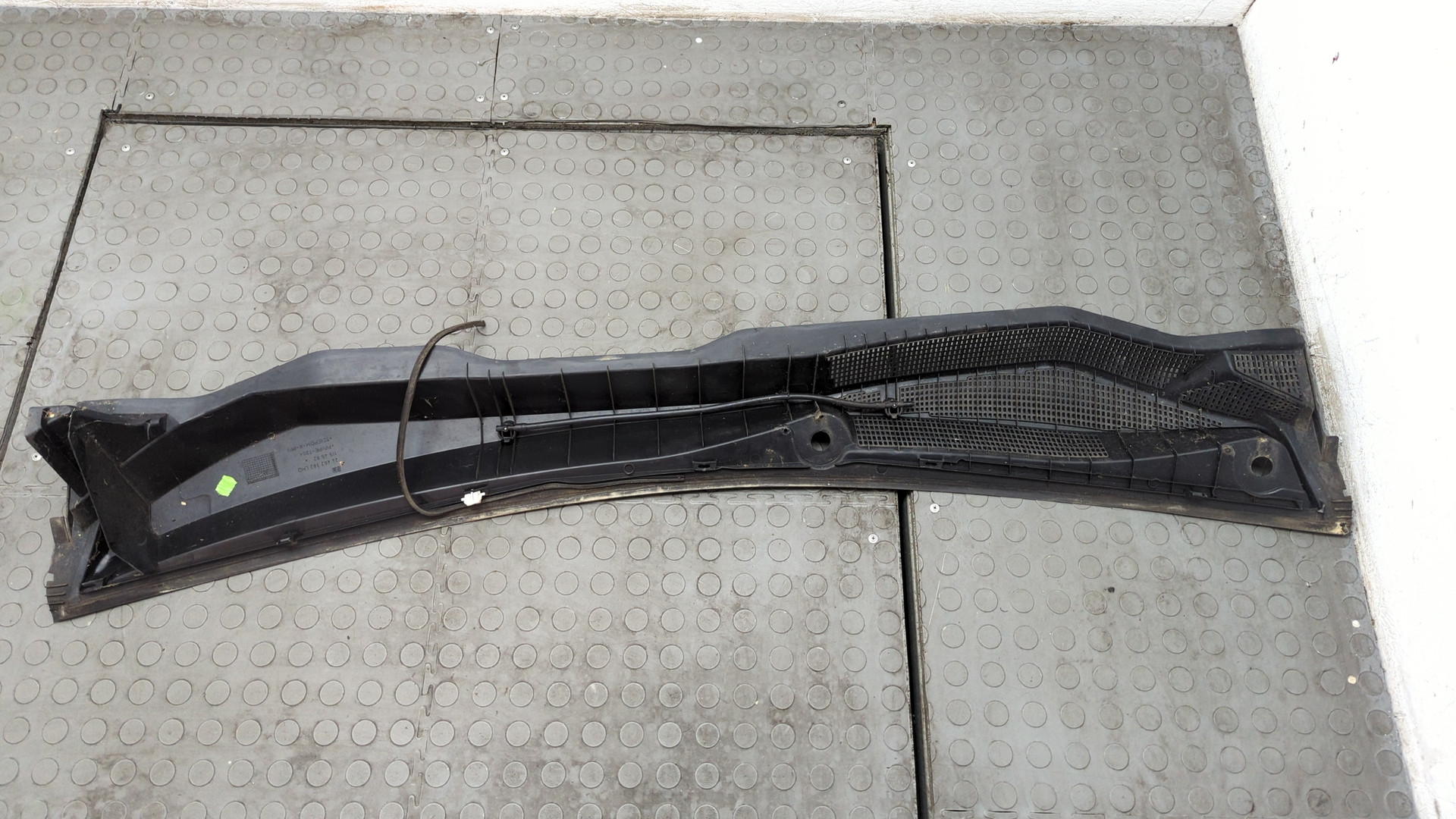 Решетка стеклоочистителей (Жабо)