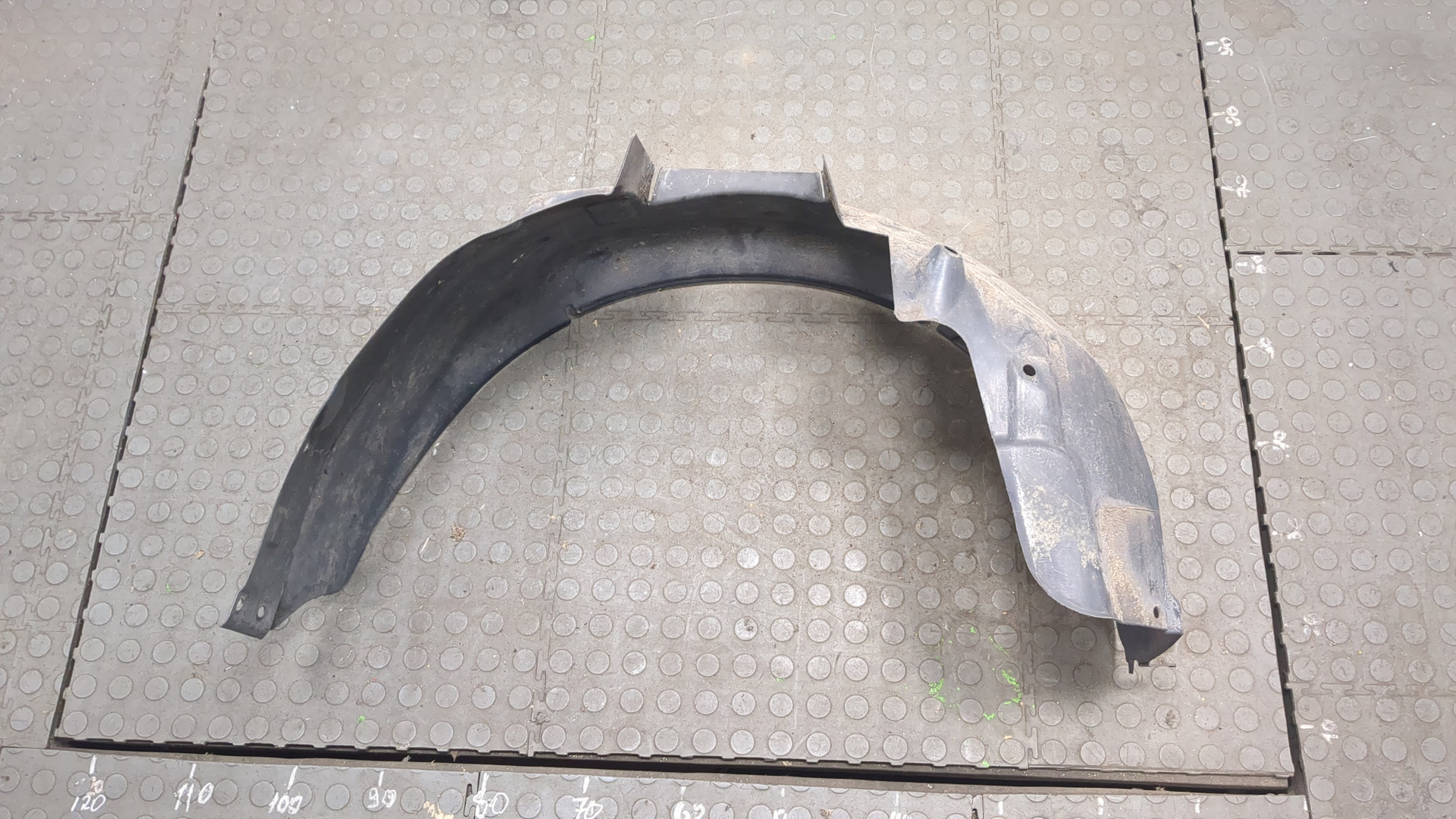 Локер передний левый