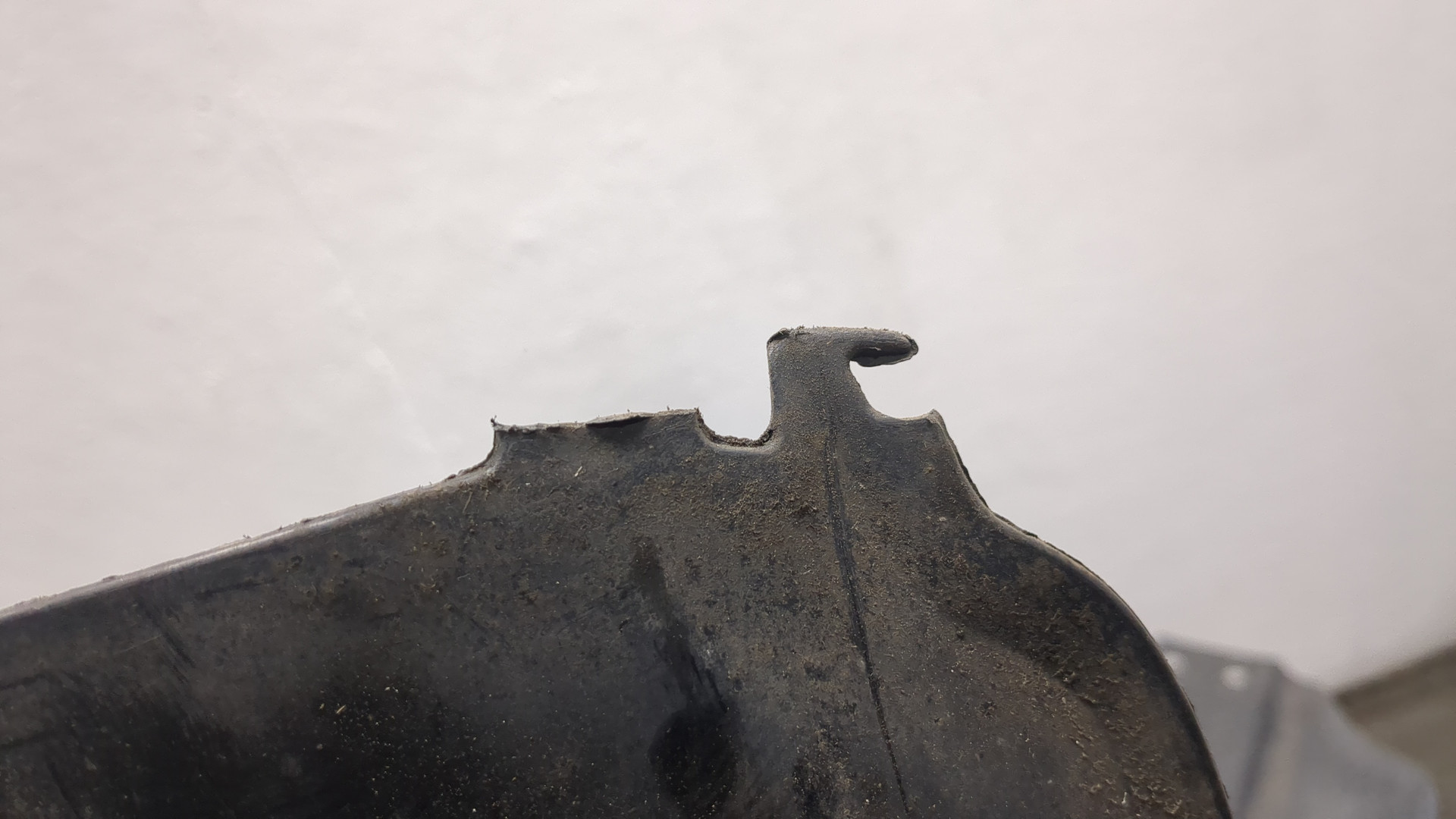 Локер передний правый